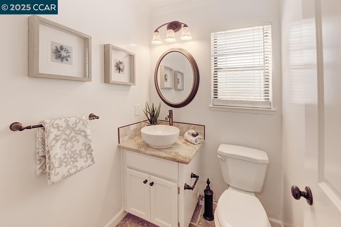 Detail Gallery Image 34 of 60 For 3015 Lanway Ct, Concord,  CA 94518 - 4 Beds | 2/1 Baths