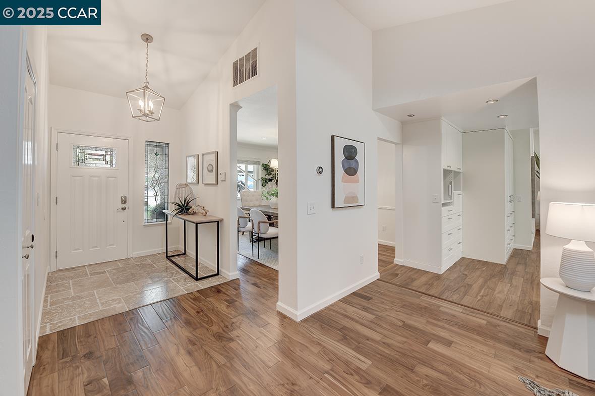 Detail Gallery Image 10 of 60 For 3015 Lanway Ct, Concord,  CA 94518 - 4 Beds | 2/1 Baths