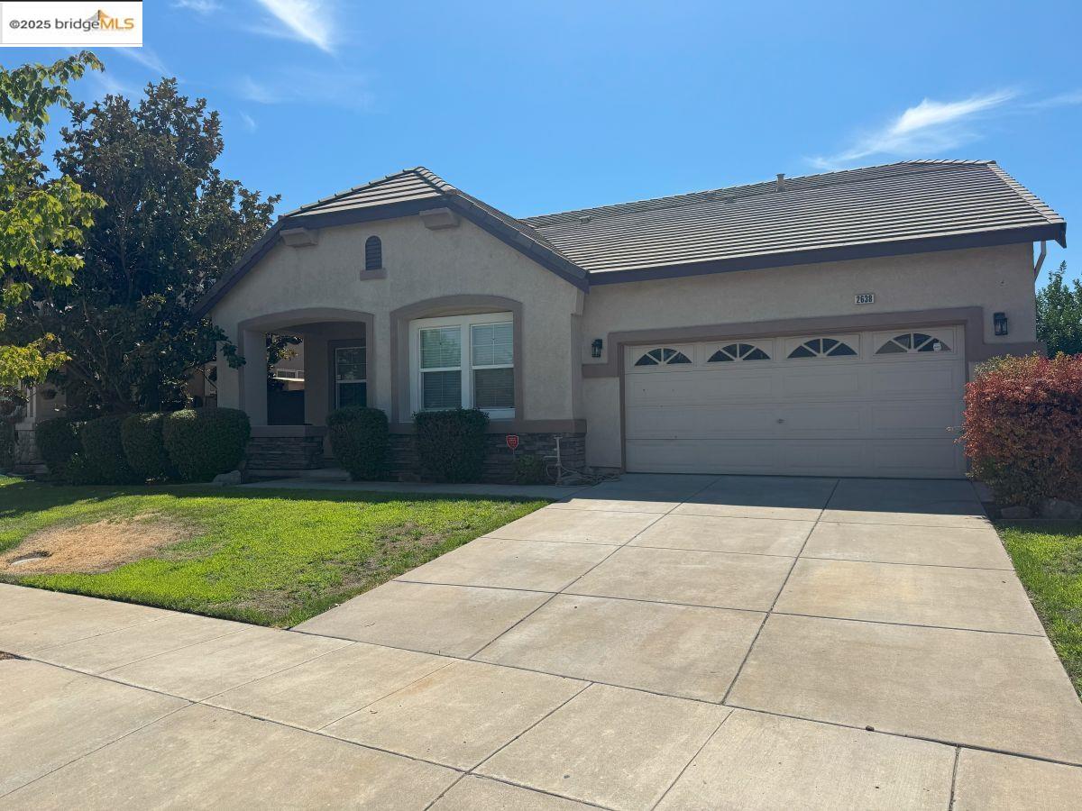 Detail Gallery Image 1 of 22 For 2638 Breaker Way, Stockton,  CA 95209 - 4 Beds | 2 Baths