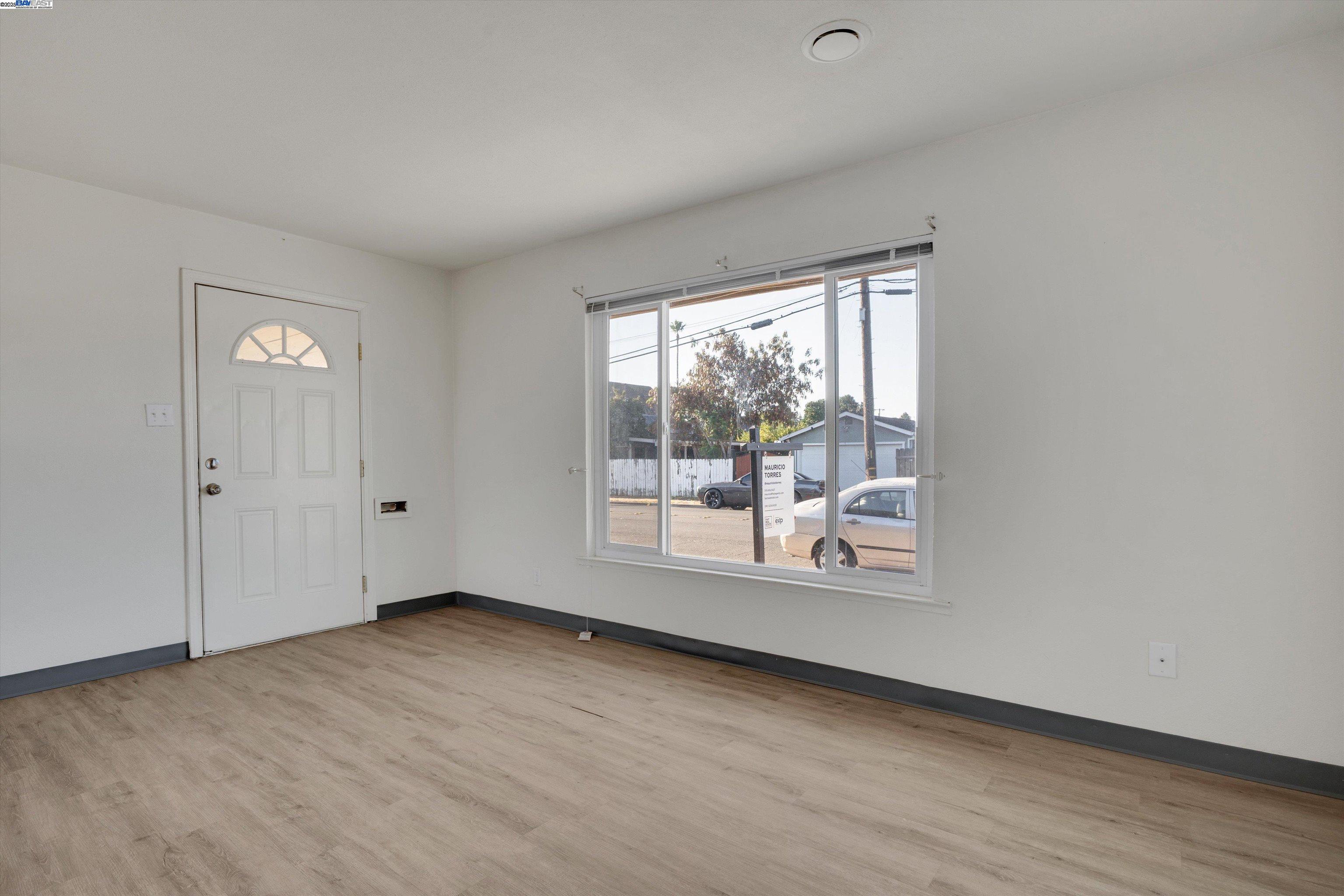 Detail Gallery Image 8 of 28 For 406 W Tregallas Rd, Antioch,  CA 94509 - – Beds | – Baths