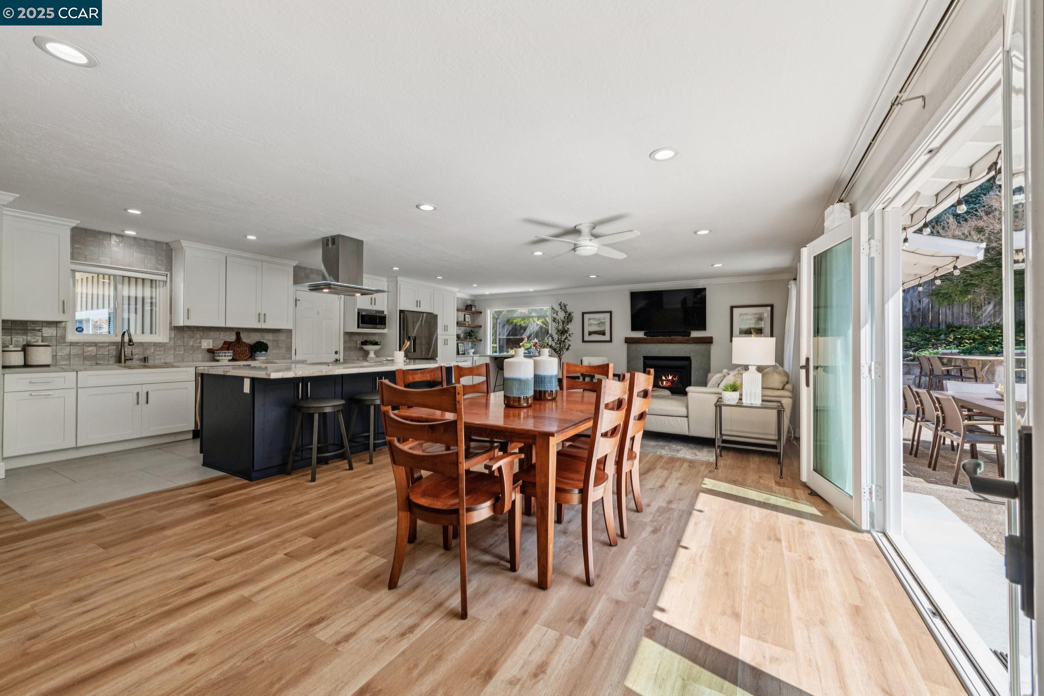 Detail Gallery Image 12 of 59 For 498 Wilbur Dr., Pleasant Hill,  CA 94523 - 4 Beds | 2 Baths