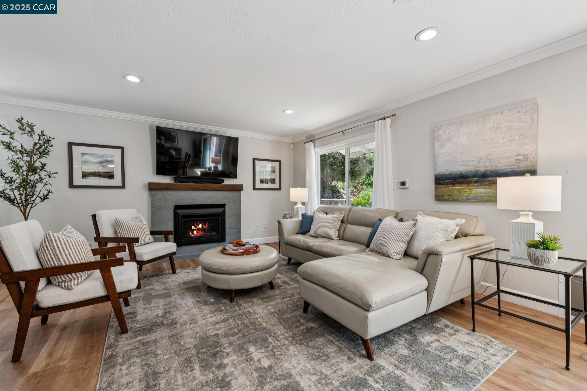 Detail Gallery Image 8 of 59 For 498 Wilbur Dr., Pleasant Hill,  CA 94523 - 4 Beds | 2 Baths