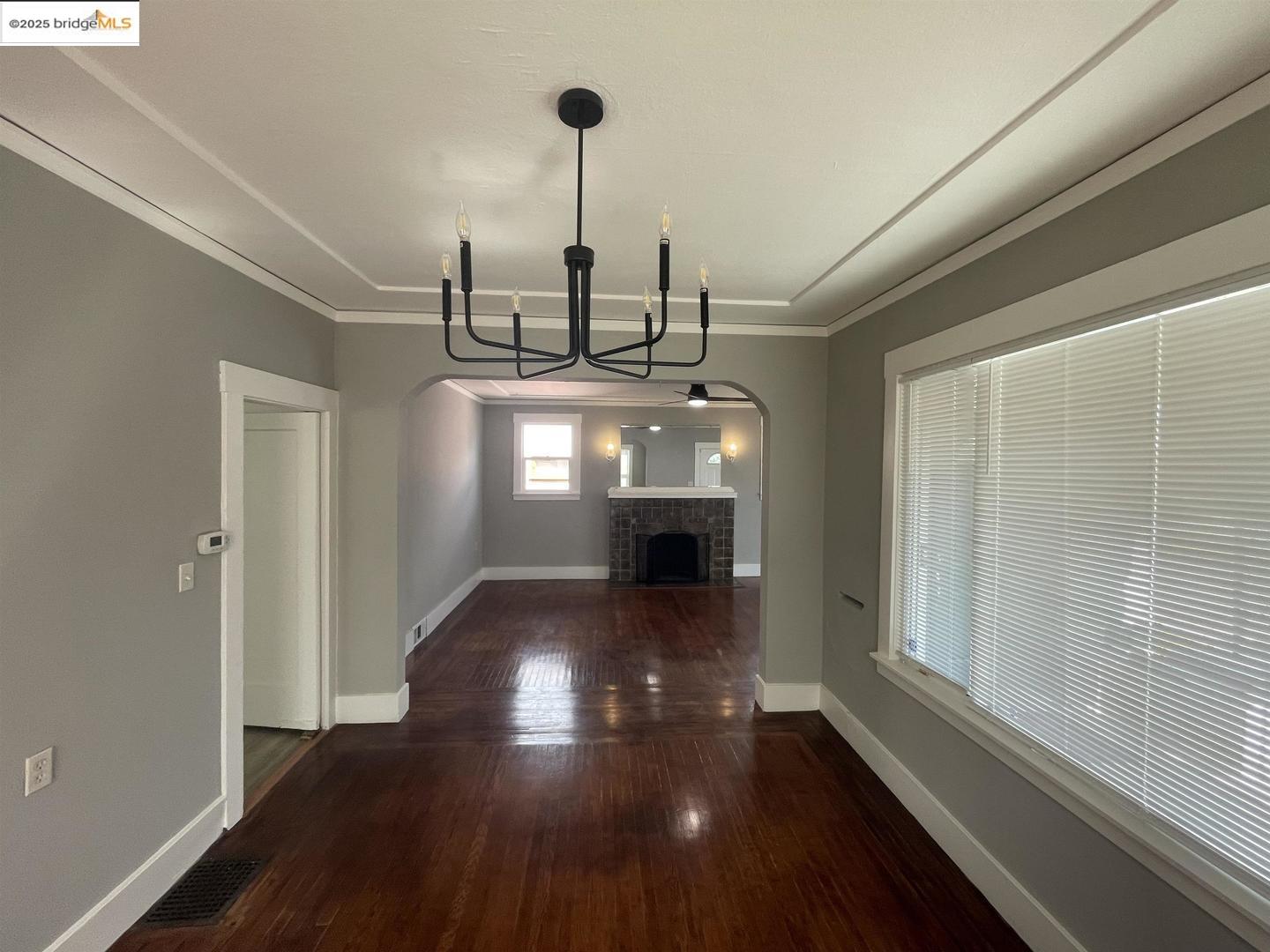 Detail Gallery Image 16 of 29 For 2445 66th Ave, Oakland,  CA 94605 - 4 Beds | 2 Baths