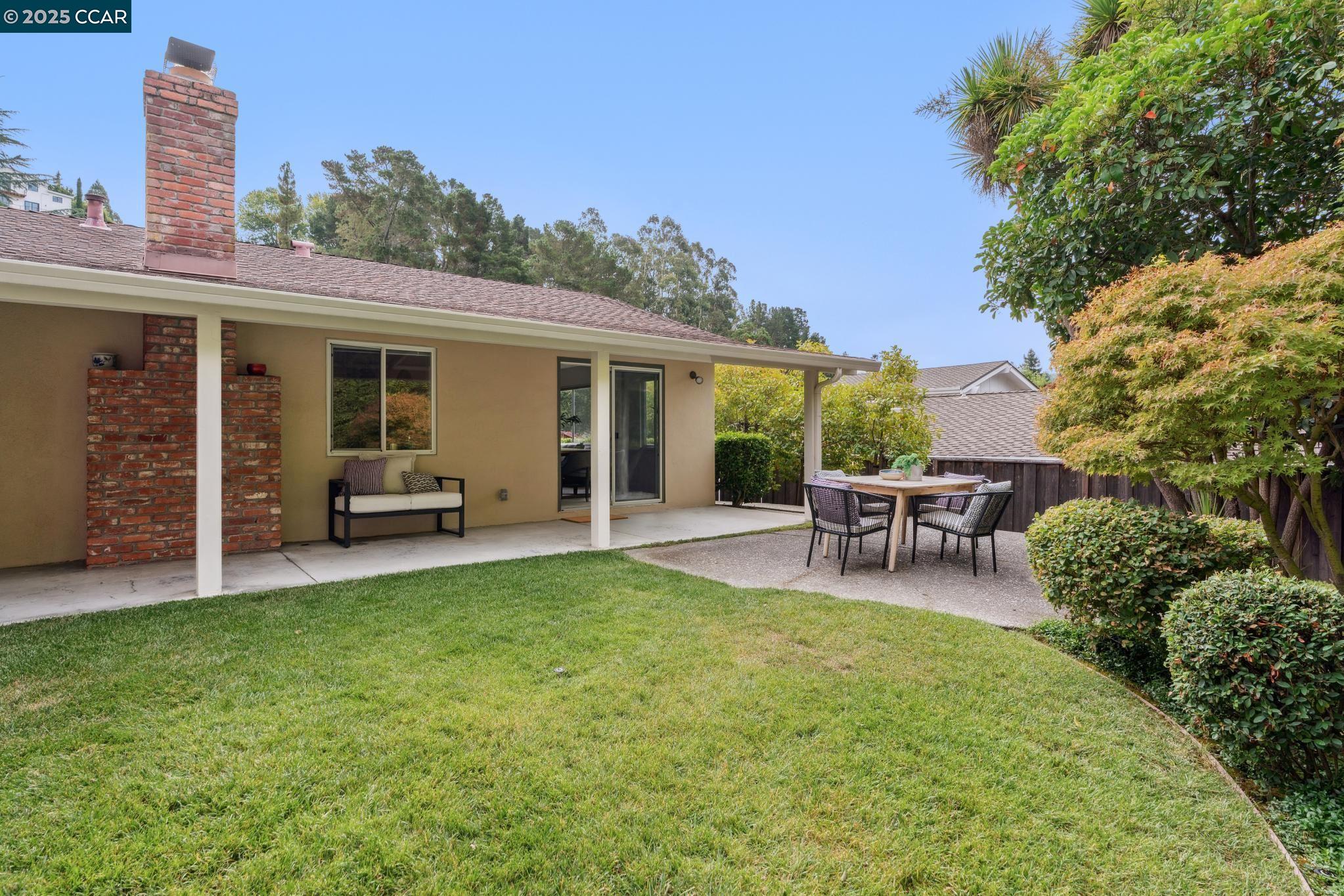 Detail Gallery Image 36 of 52 For 8 Southwaite Ct, Orinda,  CA 94563 - 4 Beds | 3 Baths