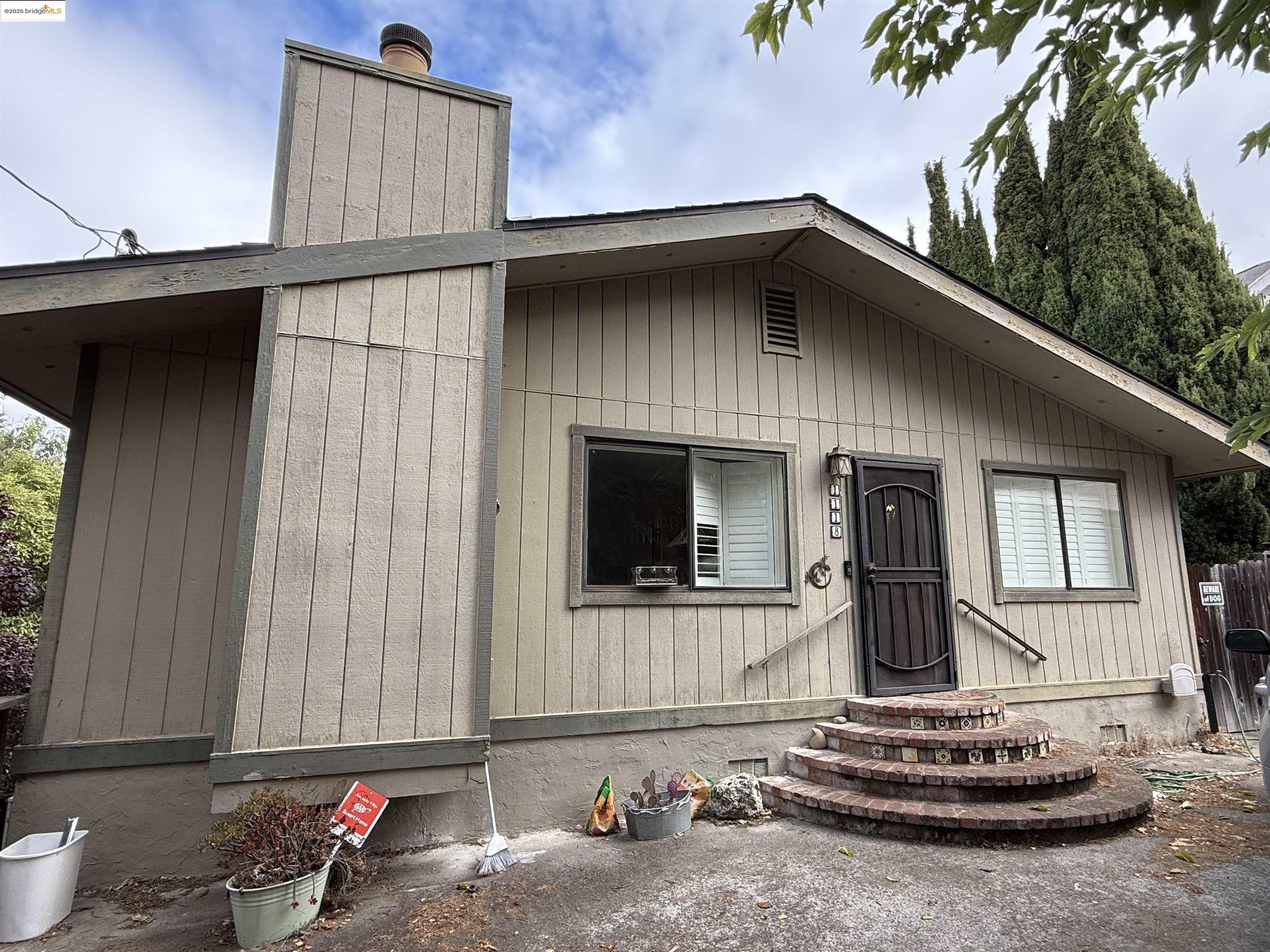 Detail Gallery Image 1 of 13 For 1118 Bush Avenue, Vallejo,  CA 94591 - 4 Beds | 3 Baths