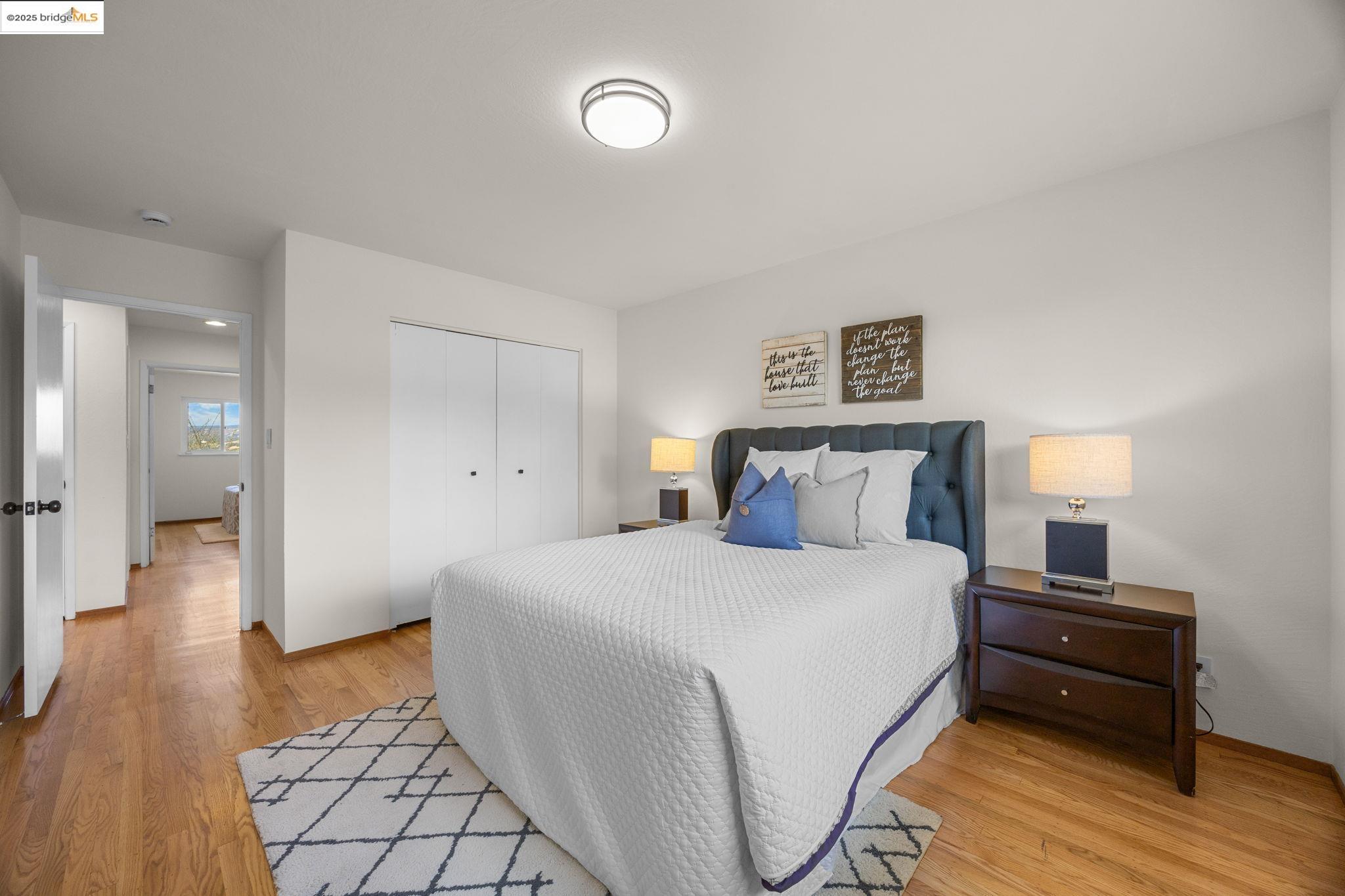 Detail Gallery Image 15 of 41 For 1834 Skyview Dr, San Leandro,  CA 94577 - 4 Beds | 2/1 Baths