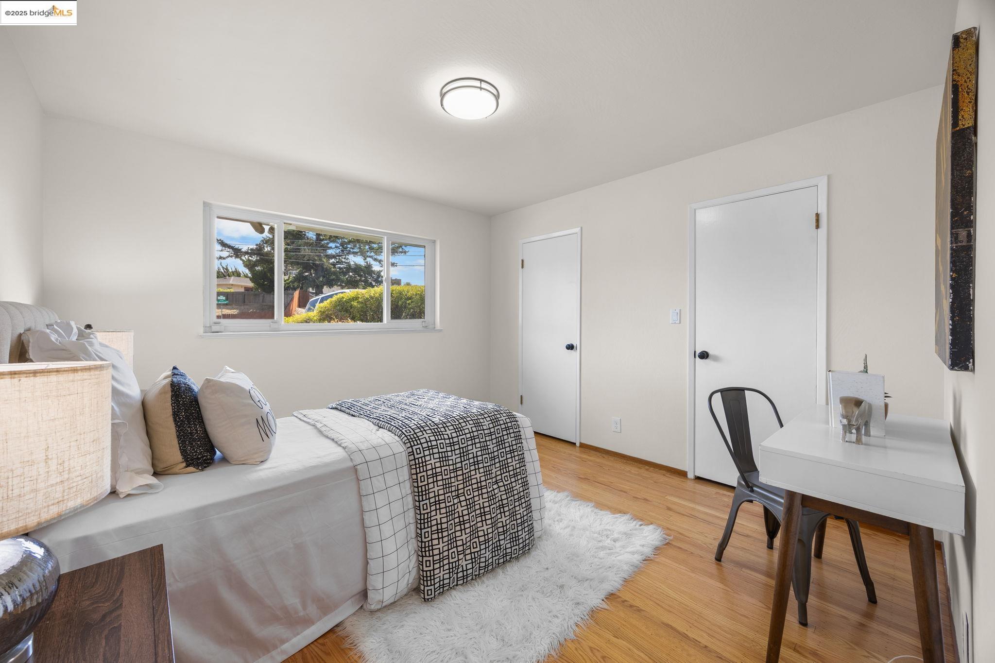 Detail Gallery Image 17 of 41 For 1834 Skyview Dr, San Leandro,  CA 94577 - 4 Beds | 2/1 Baths