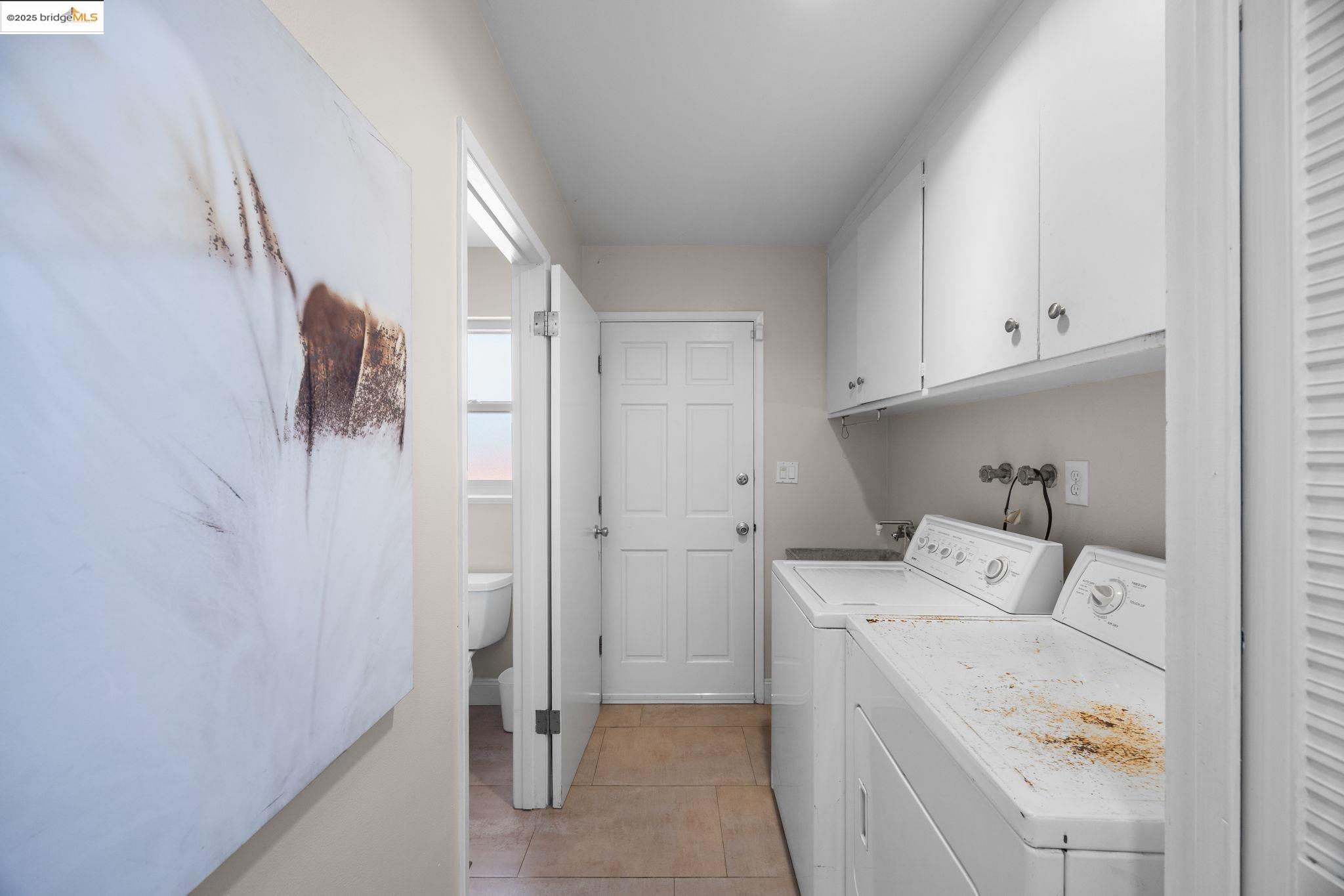 Detail Gallery Image 24 of 41 For 1834 Skyview Dr, San Leandro,  CA 94577 - 4 Beds | 2/1 Baths