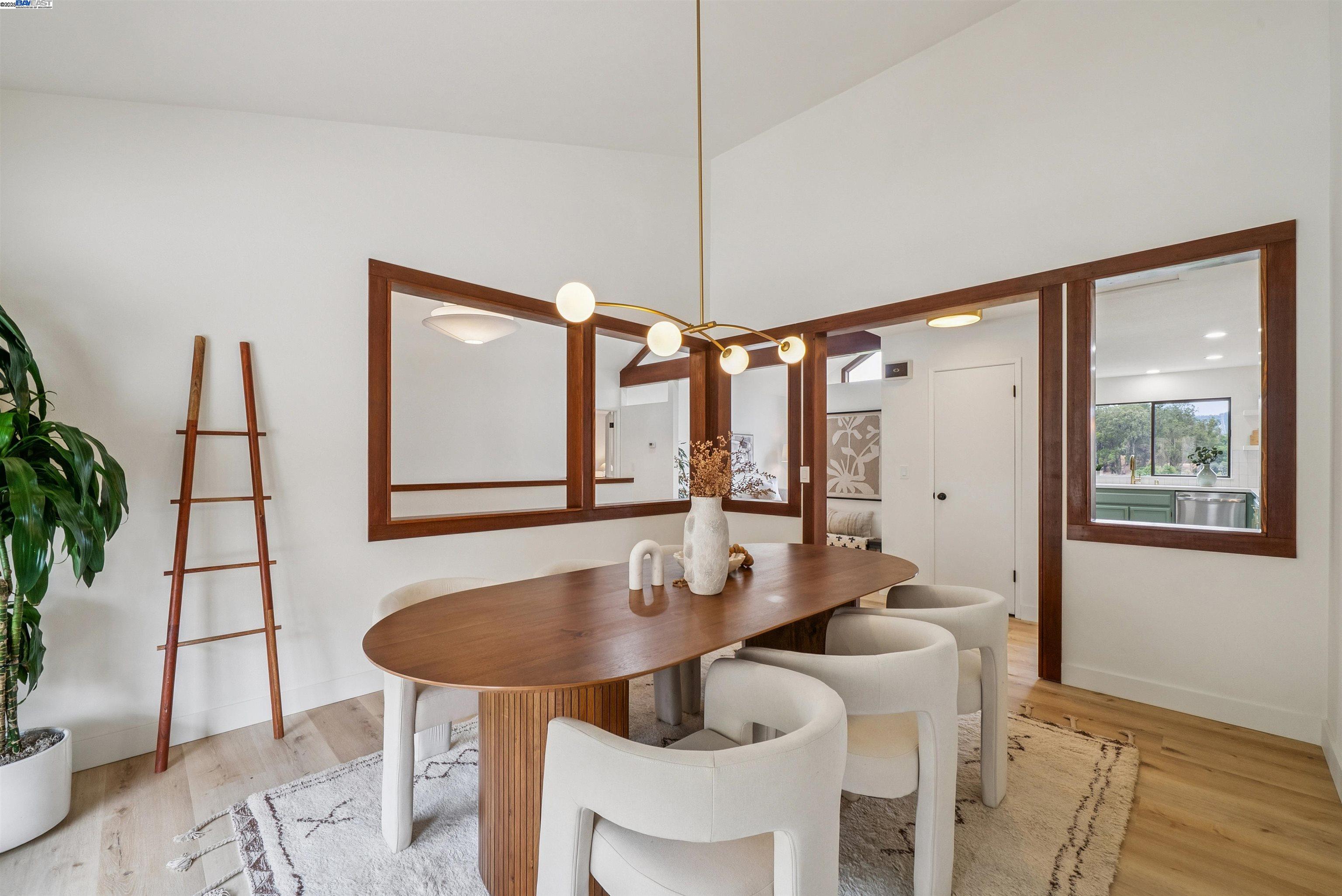 Detail Gallery Image 29 of 58 For 1768 Astor Ct, San Leandro,  CA 94577 - 3 Beds | 2/1 Baths