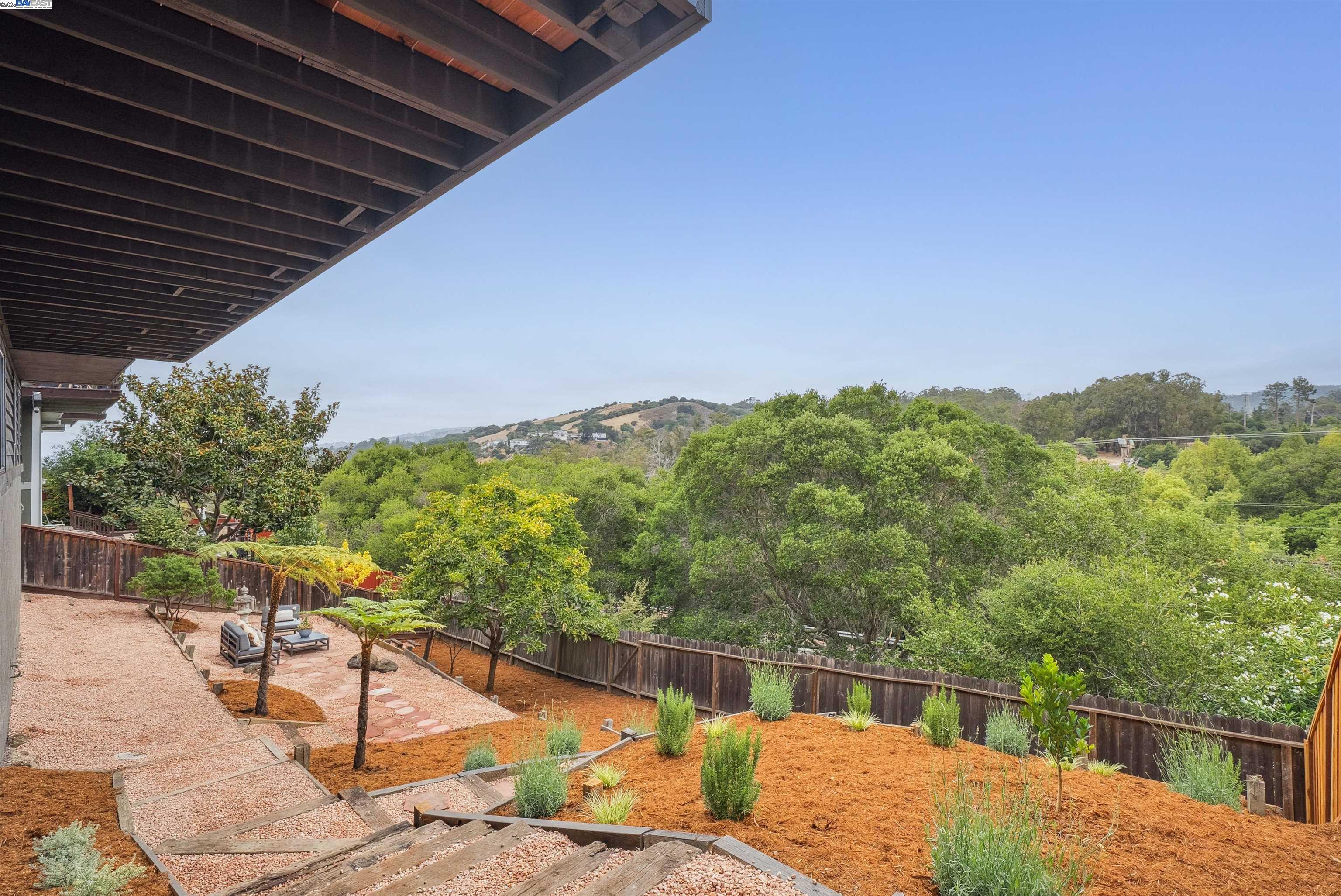 Detail Gallery Image 53 of 58 For 1768 Astor Ct, San Leandro,  CA 94577 - 3 Beds | 2/1 Baths