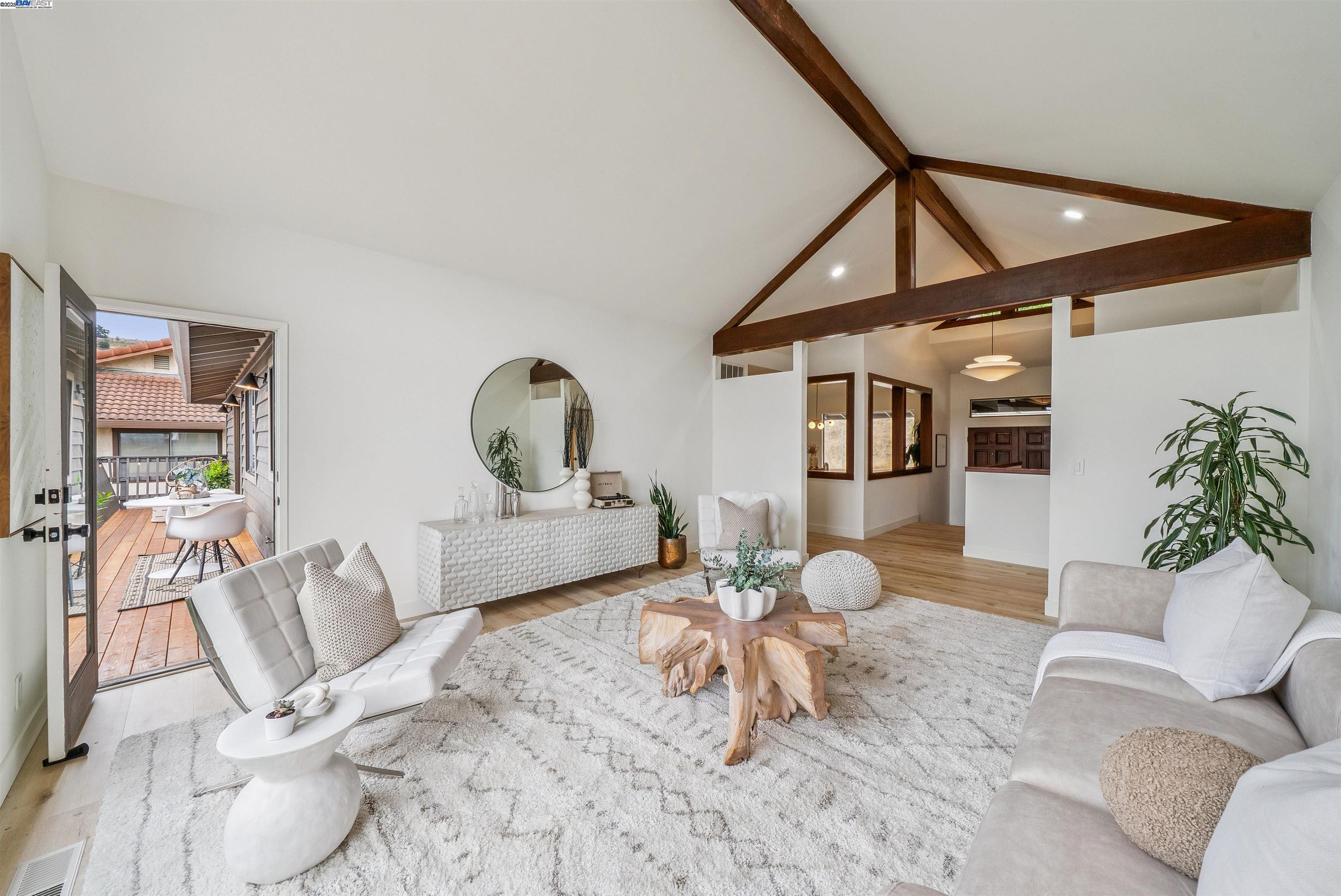 Detail Gallery Image 9 of 58 For 1768 Astor Ct, San Leandro,  CA 94577 - 3 Beds | 2/1 Baths