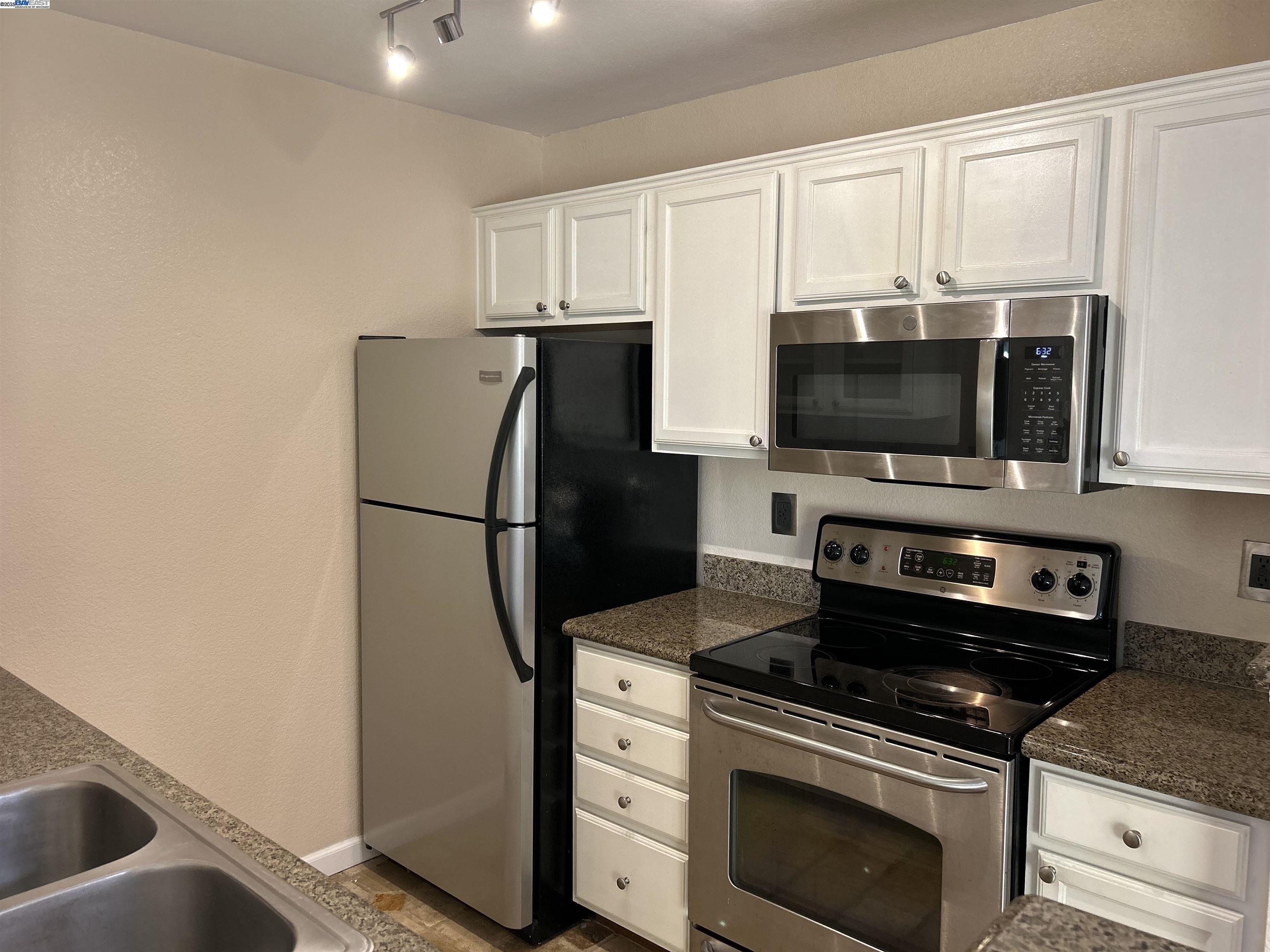 Photo #7: 41110842 Listing: Photo #7