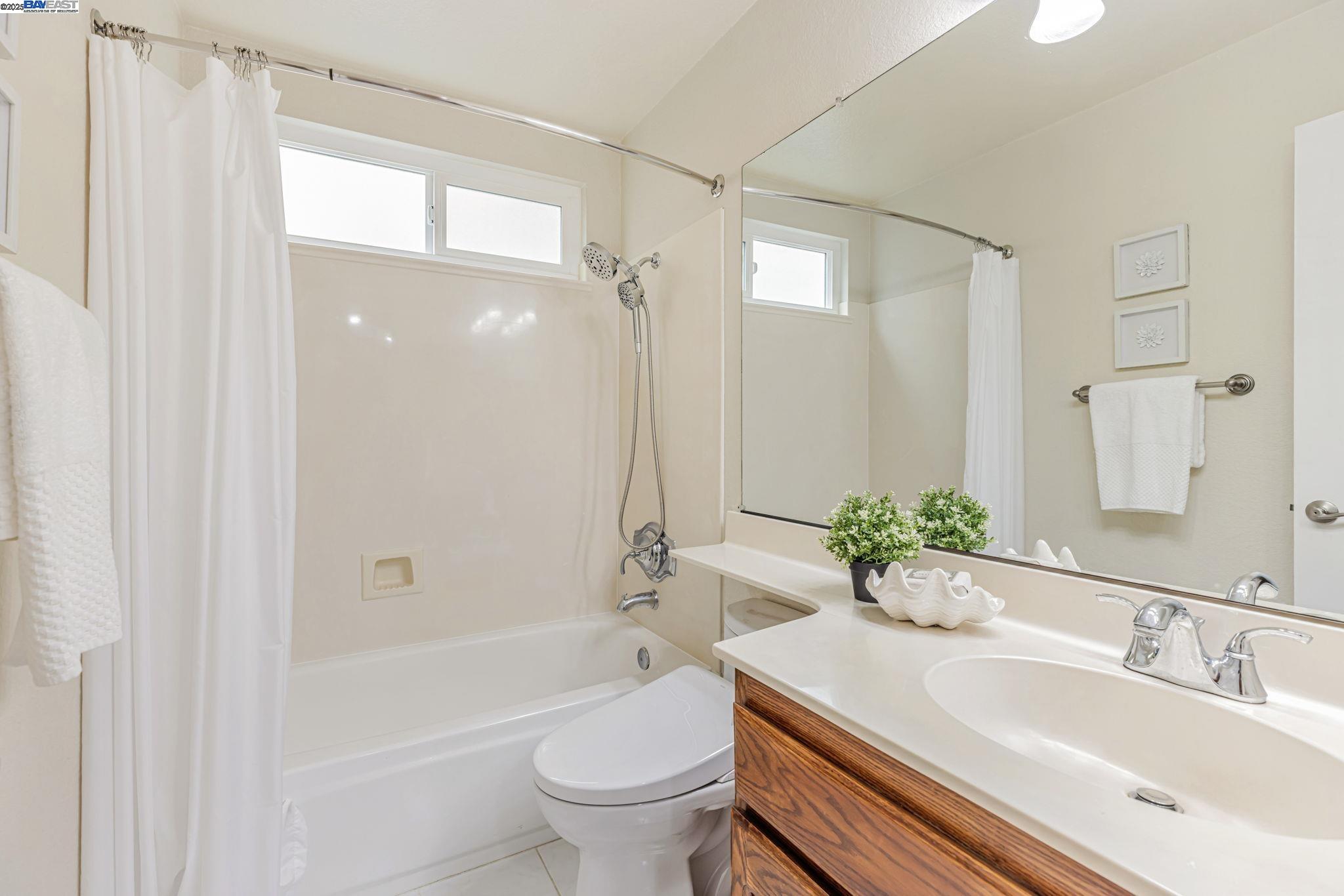 Detail Gallery Image 27 of 60 For 3162 Paseo Robles, Pleasanton,  CA 94566 - 4 Beds | 3 Baths