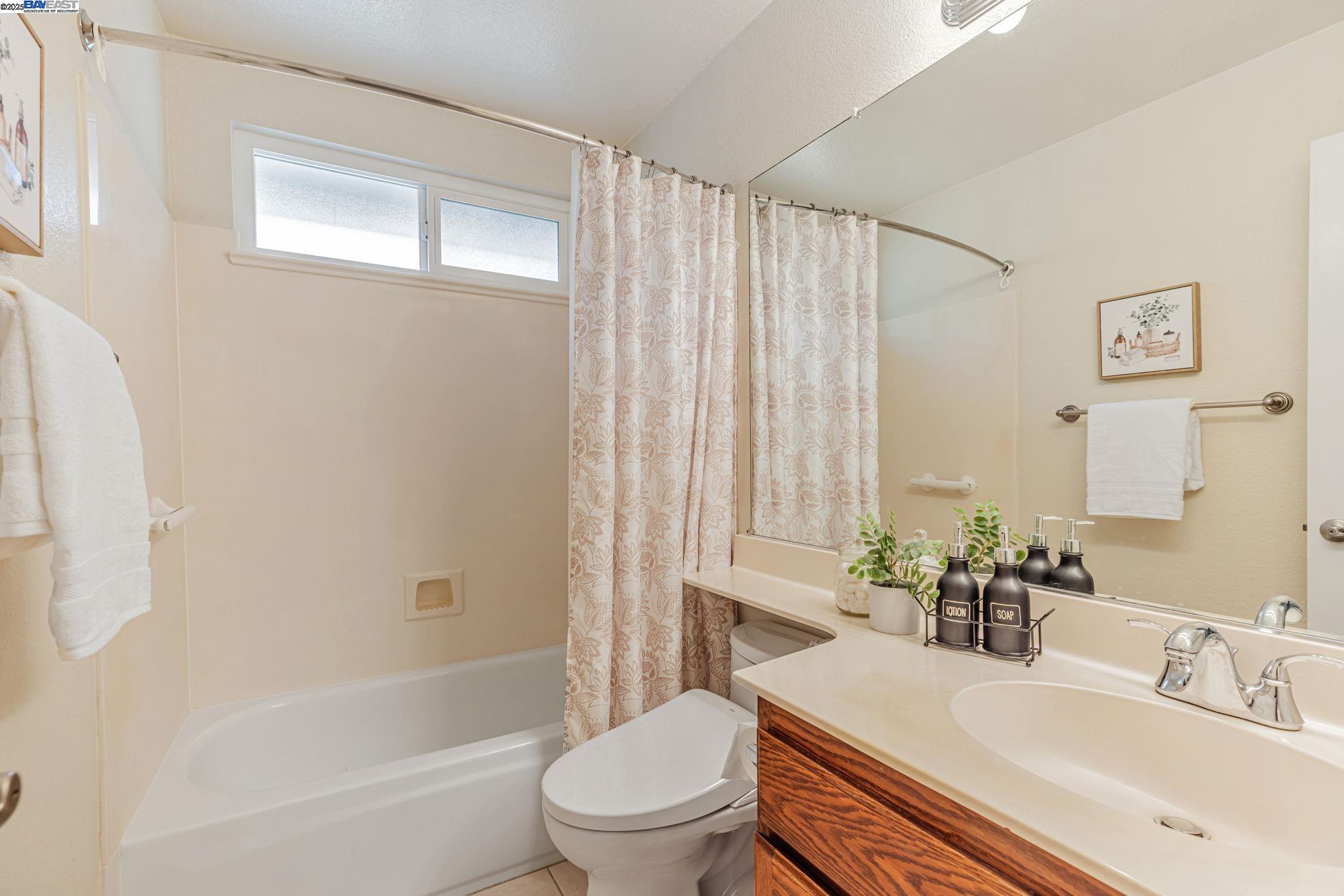 Detail Gallery Image 31 of 60 For 3162 Paseo Robles, Pleasanton,  CA 94566 - 4 Beds | 3 Baths