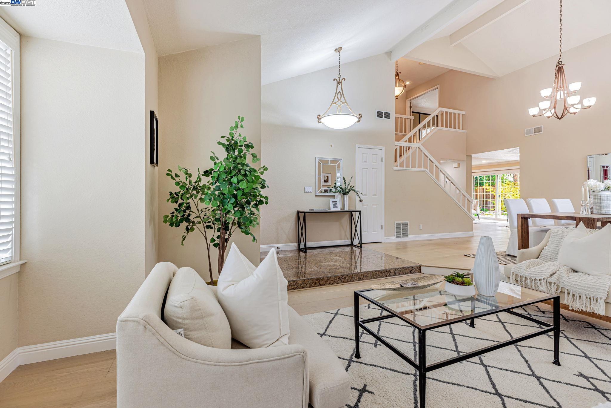 Detail Gallery Image 8 of 60 For 3162 Paseo Robles, Pleasanton,  CA 94566 - 4 Beds | 3 Baths