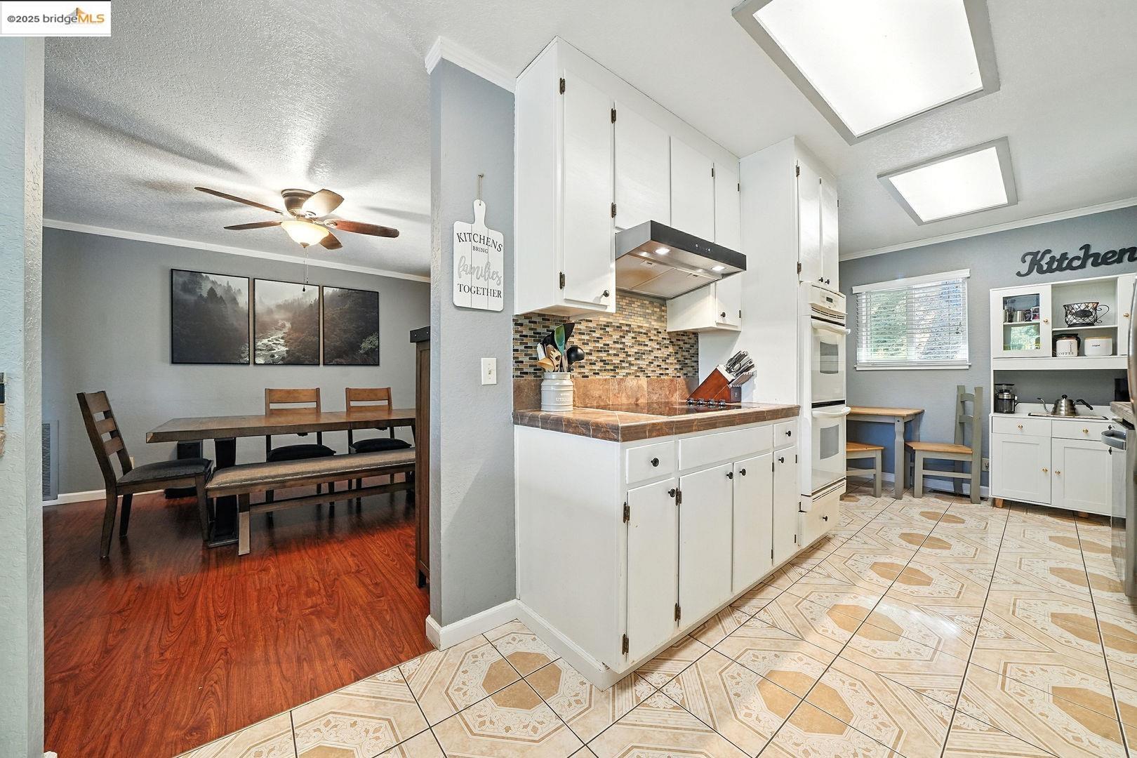 Detail Gallery Image 13 of 56 For 546 Tanner Ct, Murphys,  CA 95247 - 3 Beds | 2 Baths