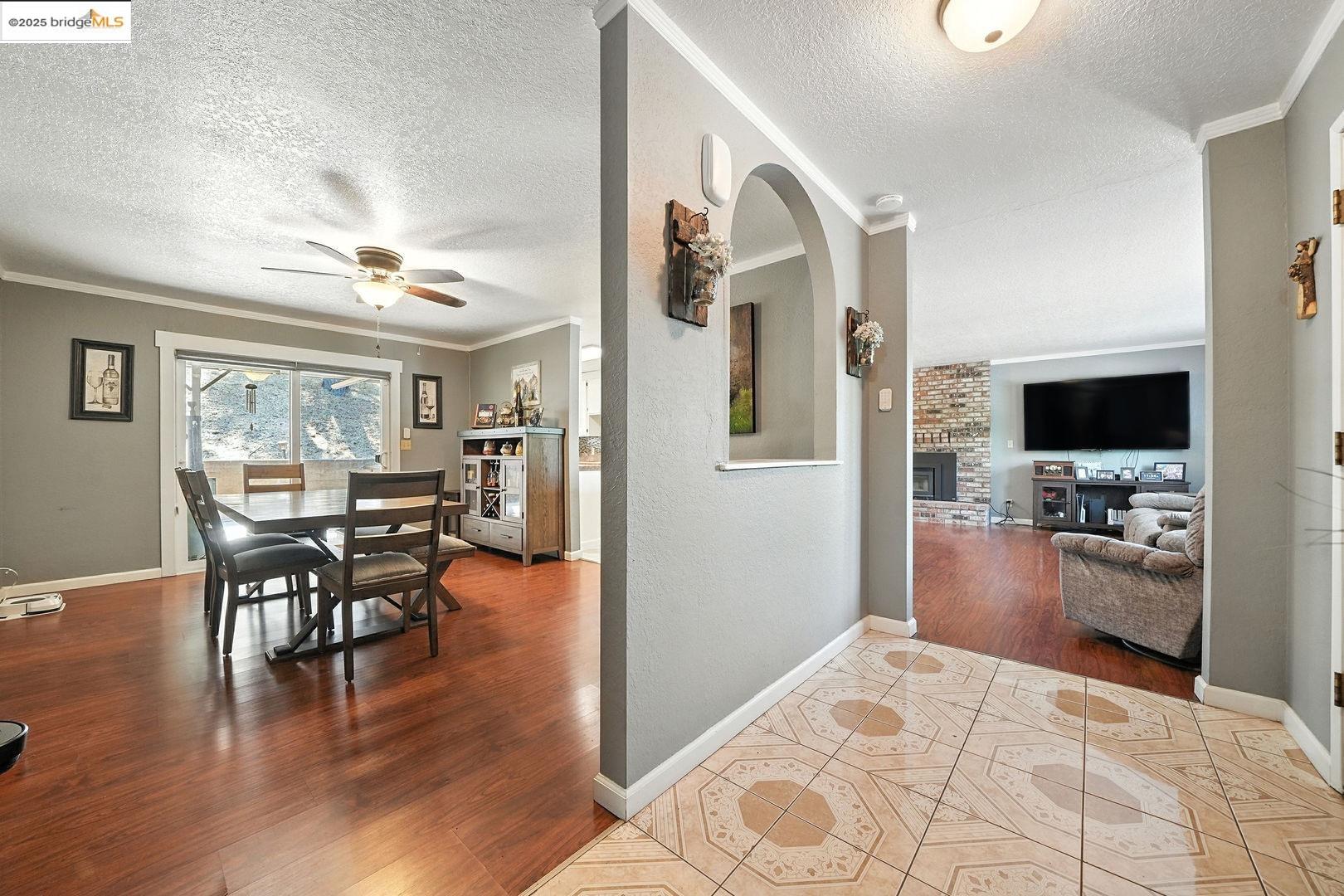 Detail Gallery Image 9 of 56 For 546 Tanner Ct, Murphys,  CA 95247 - 3 Beds | 2 Baths