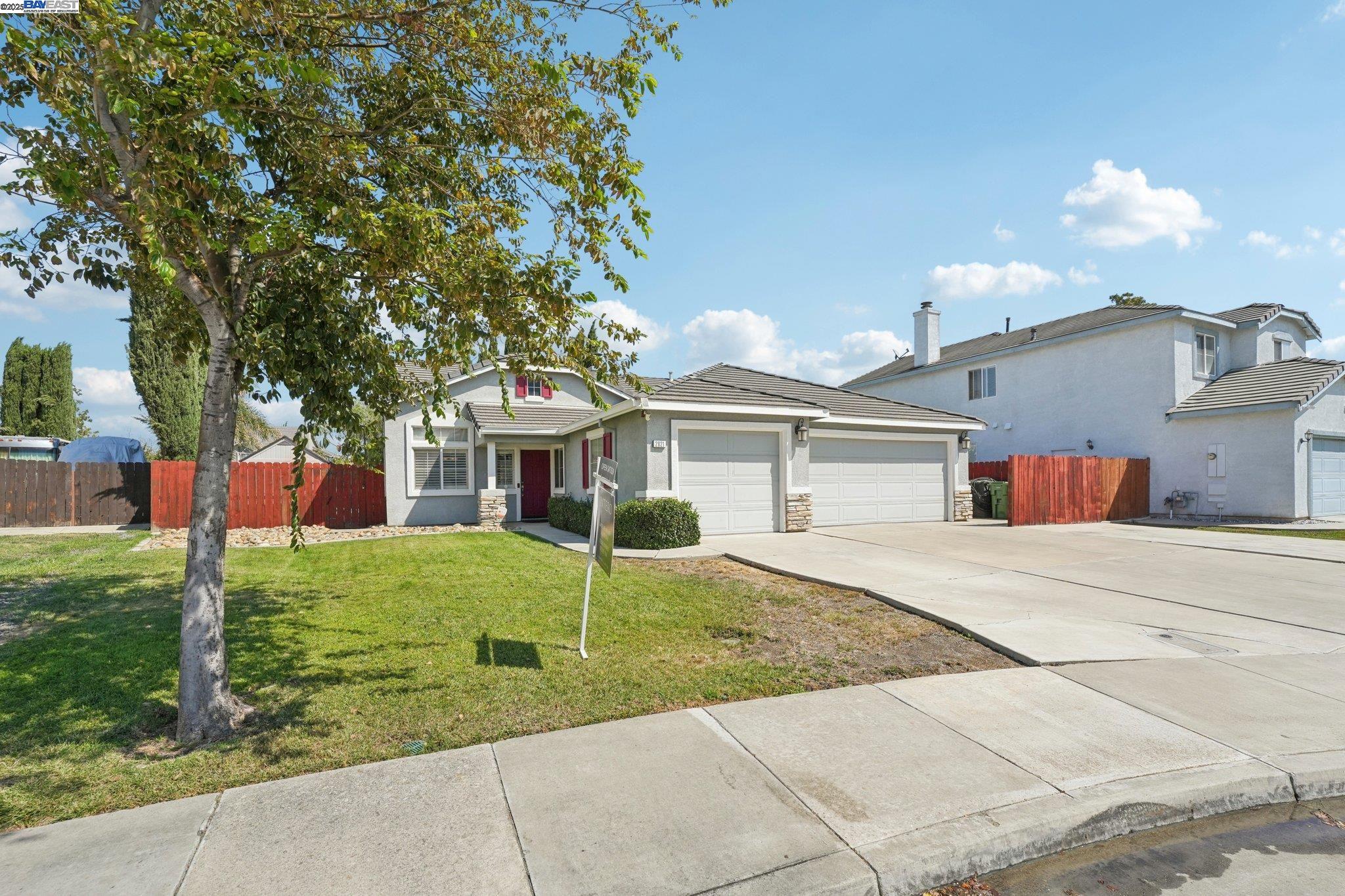 Detail Gallery Image 11 of 59 For 2821 Oxford Ln, Tracy,  CA 95377-5381 - 3 Beds | 2 Baths