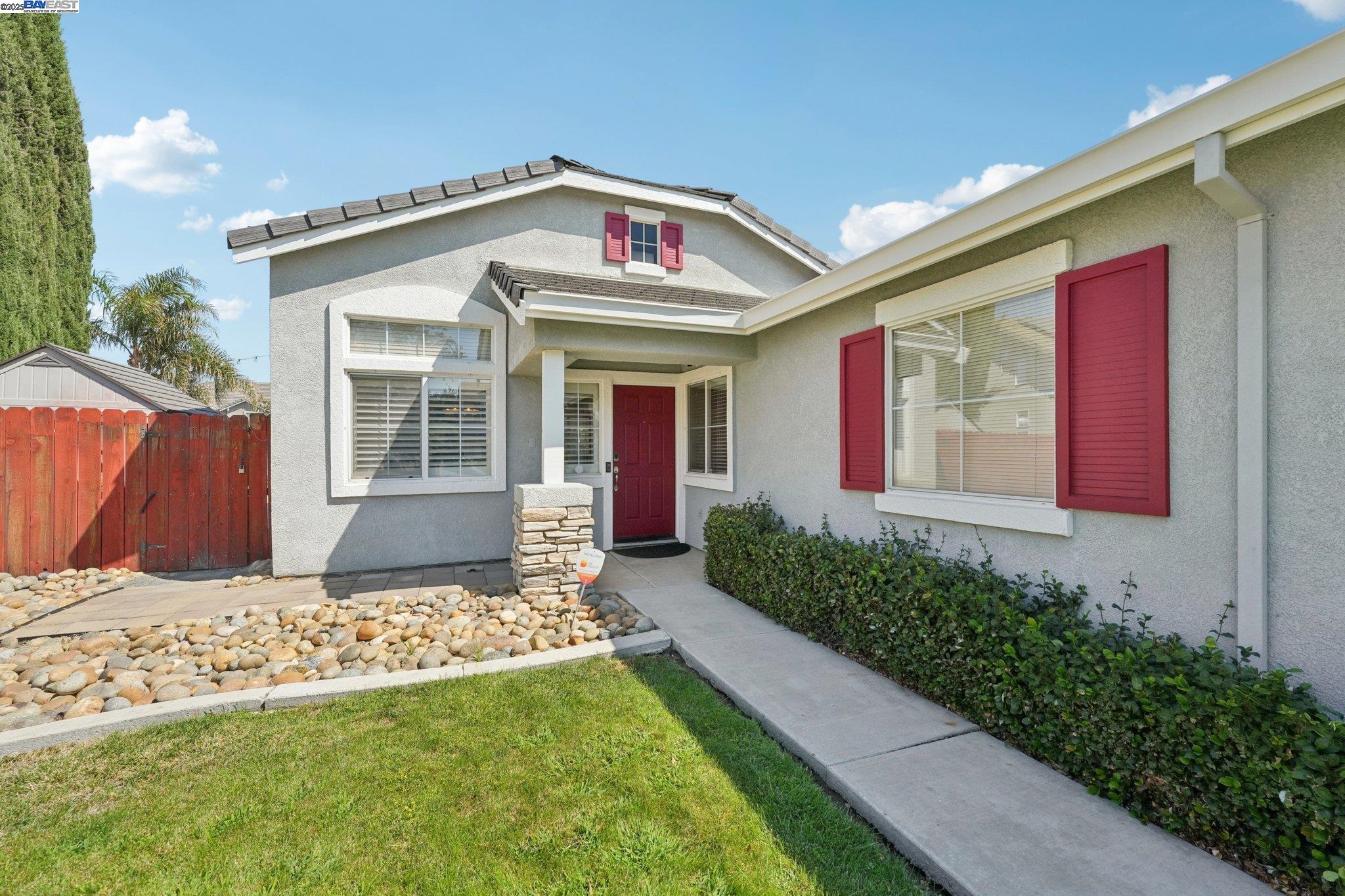 Detail Gallery Image 12 of 59 For 2821 Oxford Ln, Tracy,  CA 95377-5381 - 3 Beds | 2 Baths