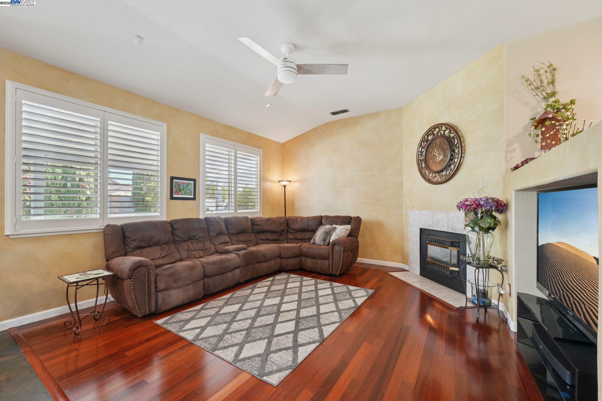 Detail Gallery Image 13 of 59 For 2821 Oxford Ln, Tracy,  CA 95377-5381 - 3 Beds | 2 Baths