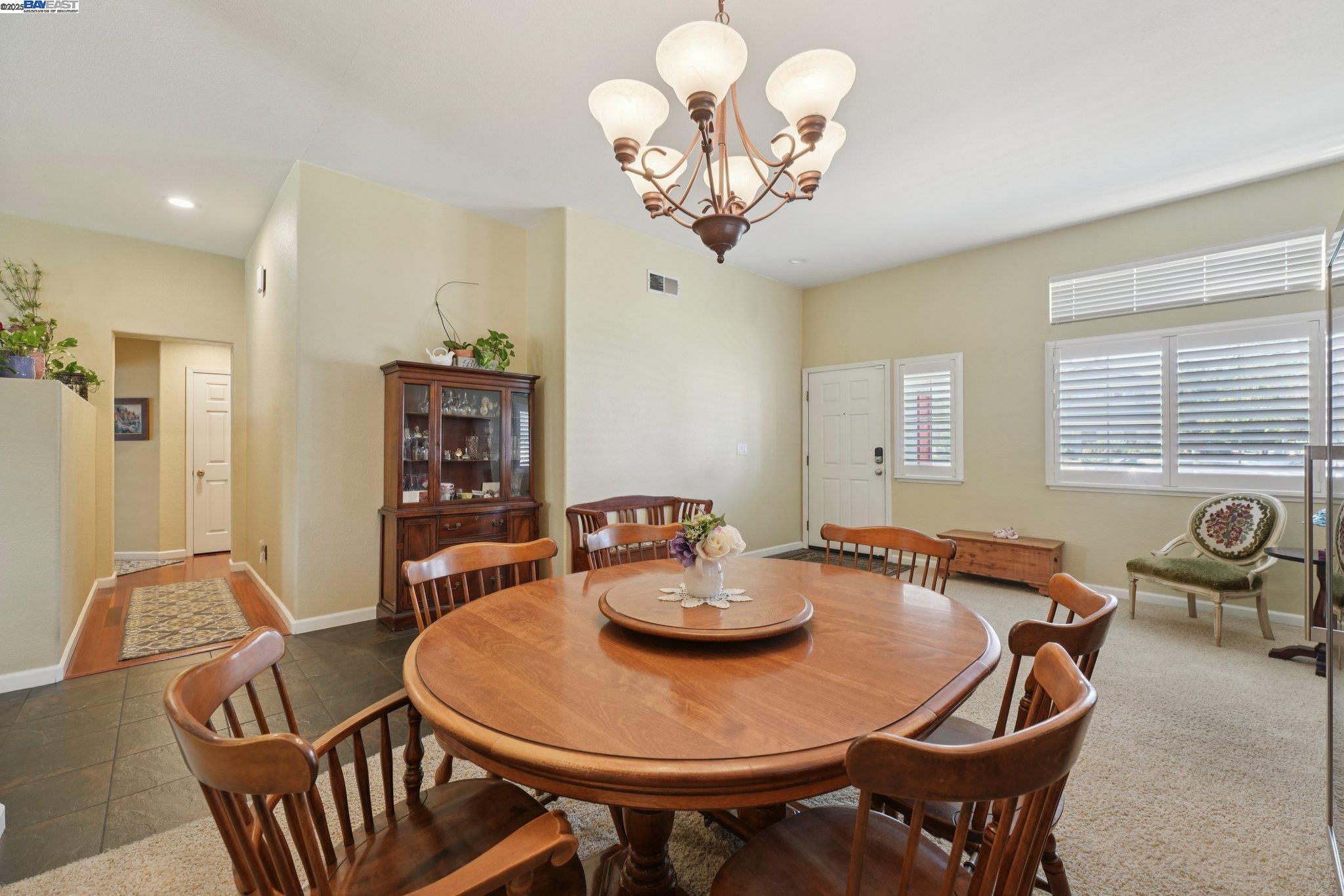 Detail Gallery Image 21 of 59 For 2821 Oxford Ln, Tracy,  CA 95377-5381 - 3 Beds | 2 Baths