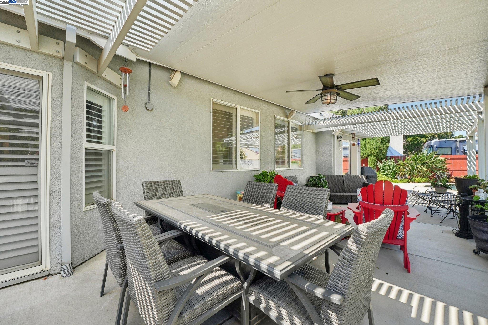 Detail Gallery Image 24 of 59 For 2821 Oxford Ln, Tracy,  CA 95377-5381 - 3 Beds | 2 Baths