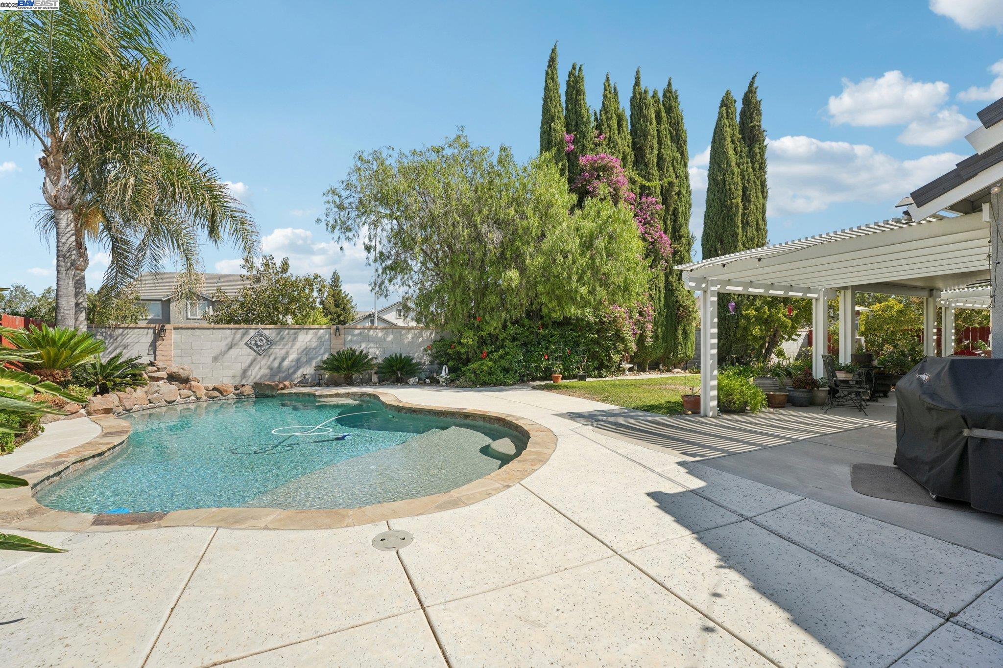 Detail Gallery Image 55 of 59 For 2821 Oxford Ln, Tracy,  CA 95377-5381 - 3 Beds | 2 Baths