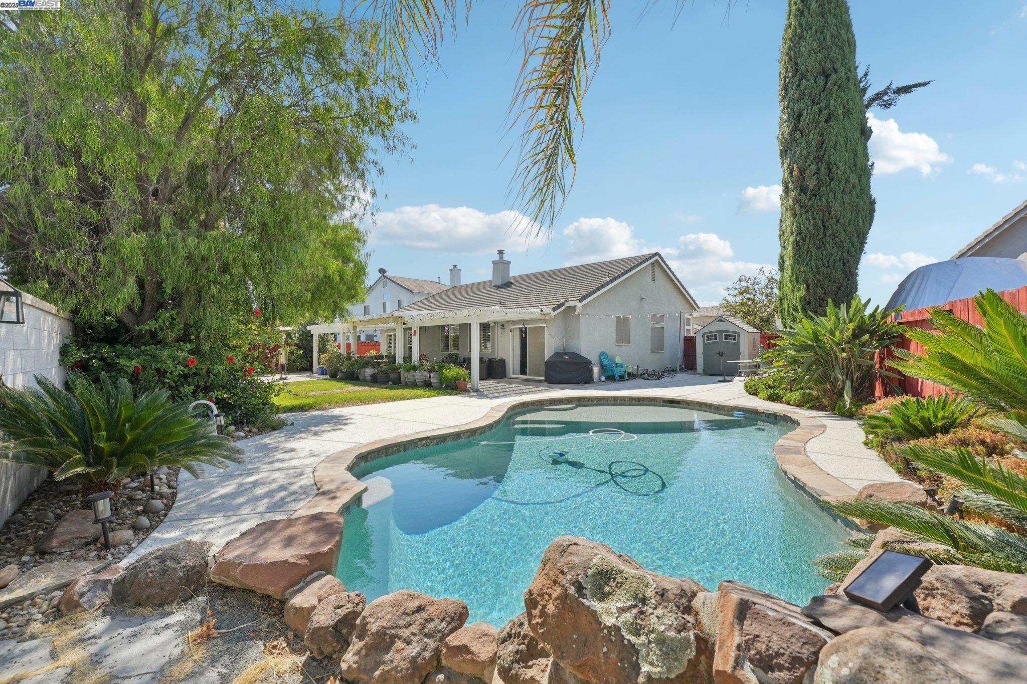 Detail Gallery Image 56 of 59 For 2821 Oxford Ln, Tracy,  CA 95377-5381 - 3 Beds | 2 Baths