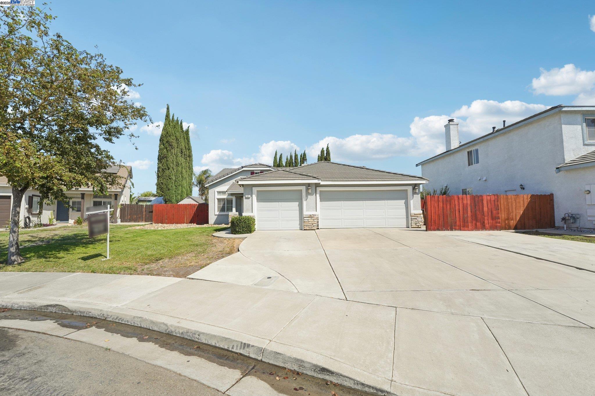 Detail Gallery Image 10 of 59 For 2821 Oxford Ln, Tracy,  CA 95377-5381 - 3 Beds | 2 Baths