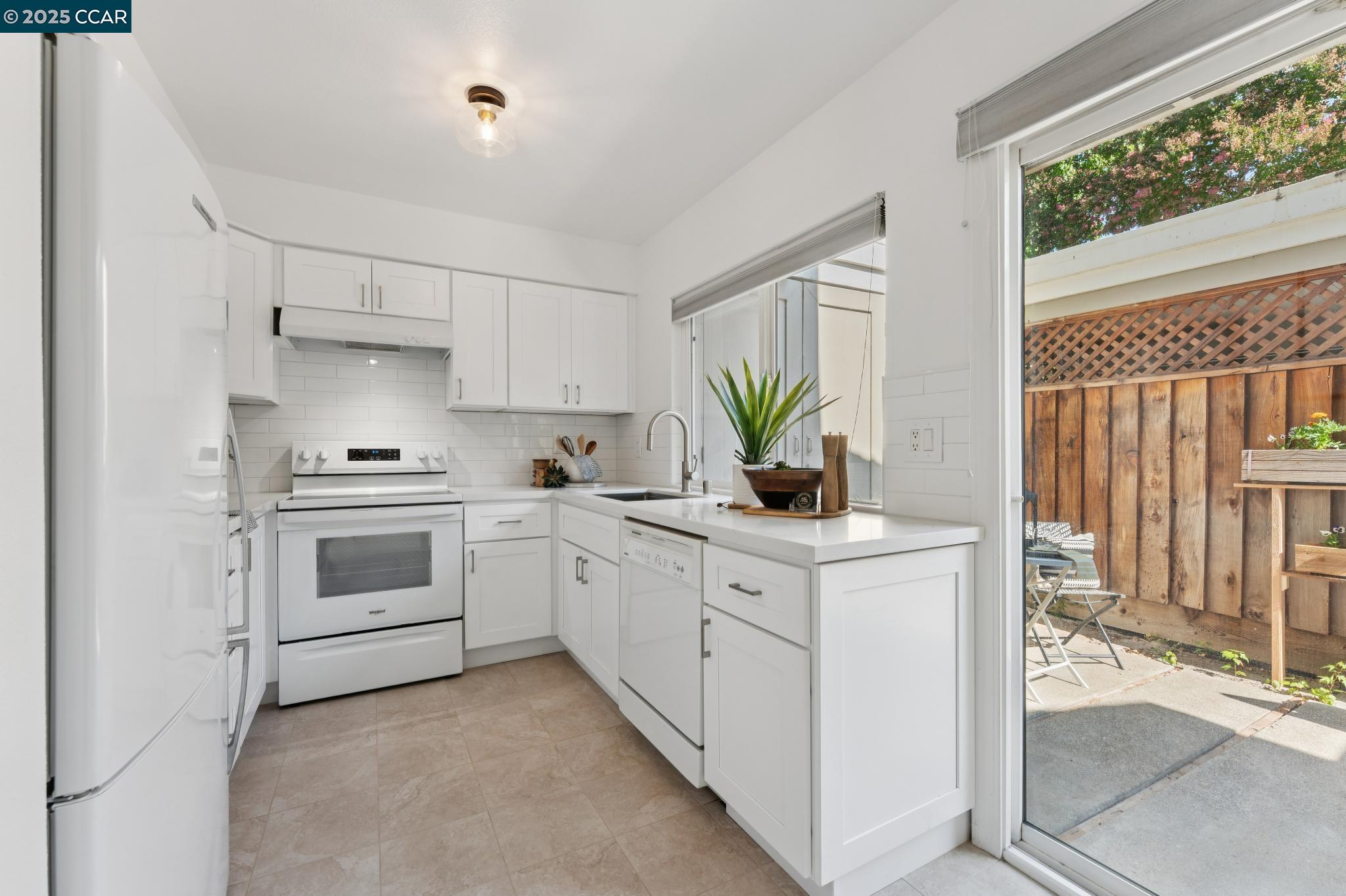 Photo #2: 41110847 Listing 