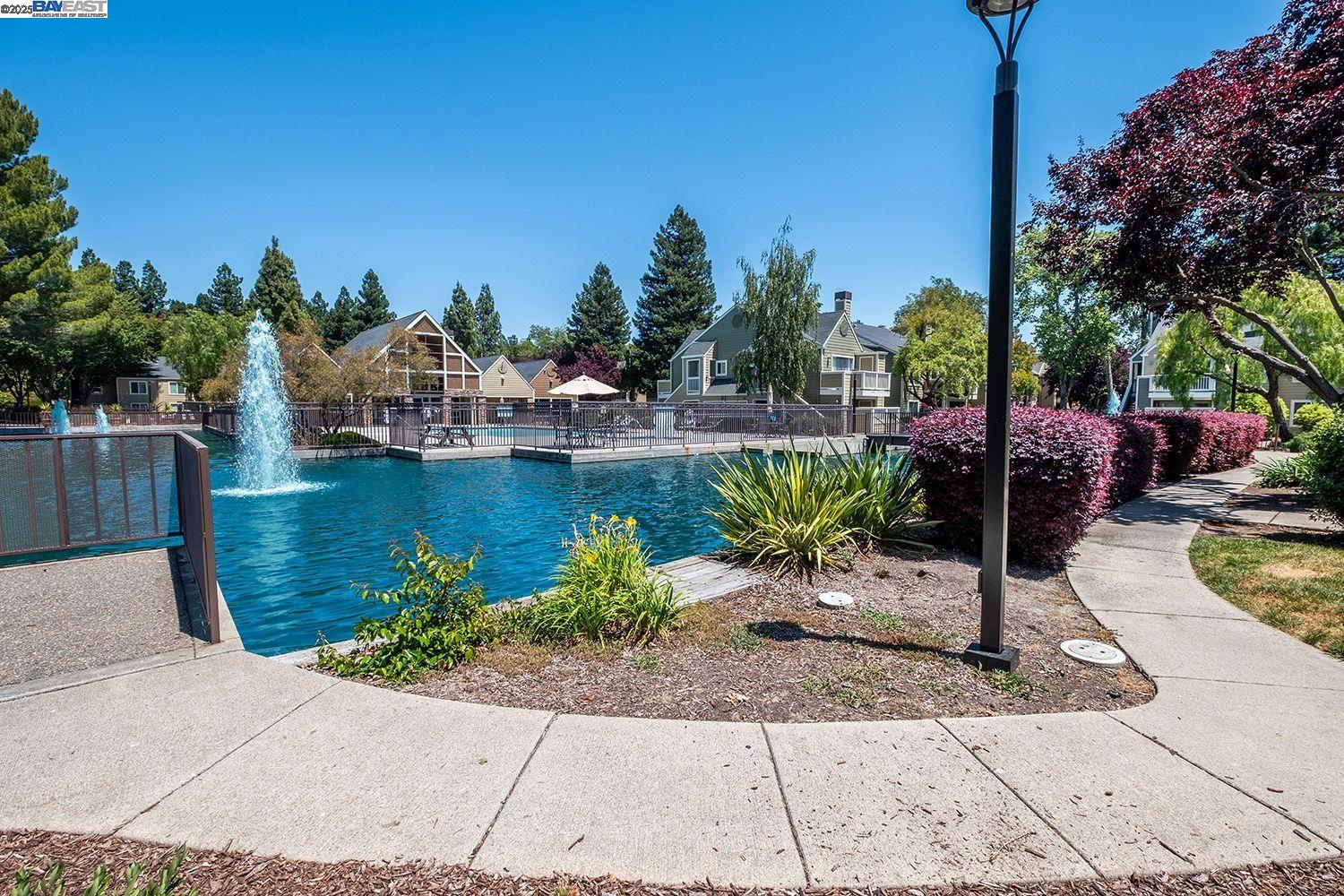 Detail Gallery Image 19 of 25 For 150 Reflections Dr #14,  San Ramon,  CA 94583 - 2 Beds | 1 Baths