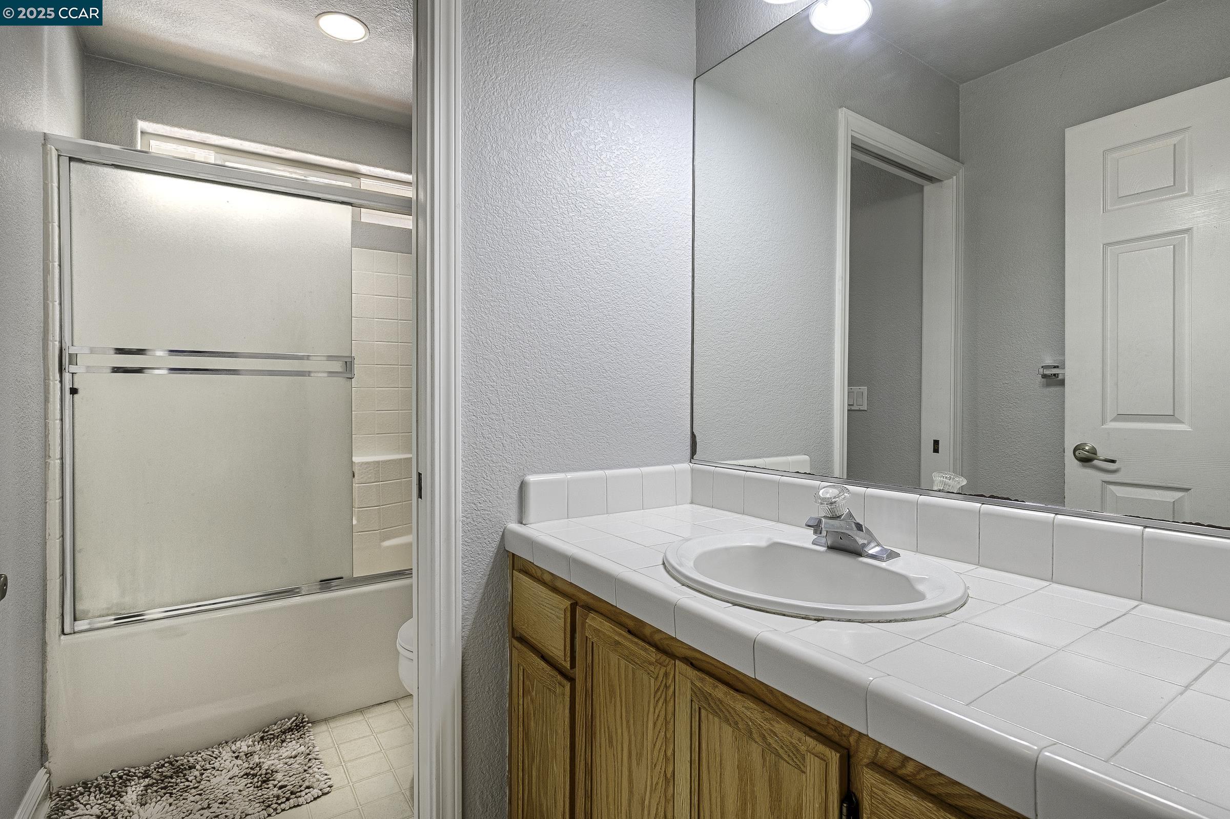 Detail Gallery Image 38 of 57 For 1795 Walnut Creek Dr, Santa Rosa,  CA 95403 - 4 Beds | 2/1 Baths