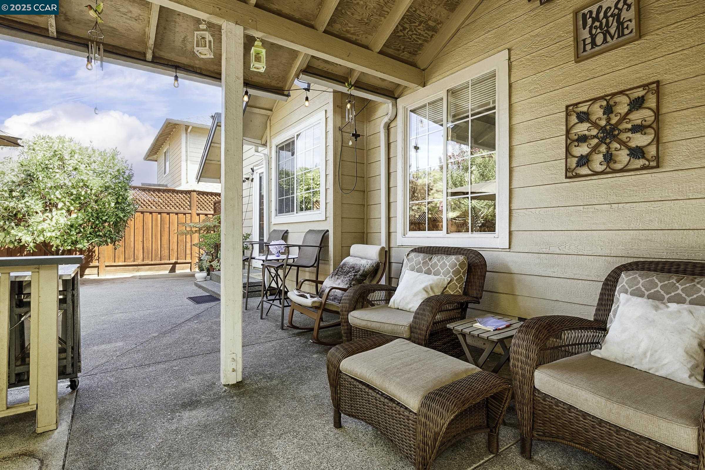 Detail Gallery Image 45 of 57 For 1795 Walnut Creek Dr, Santa Rosa,  CA 95403 - 4 Beds | 2/1 Baths