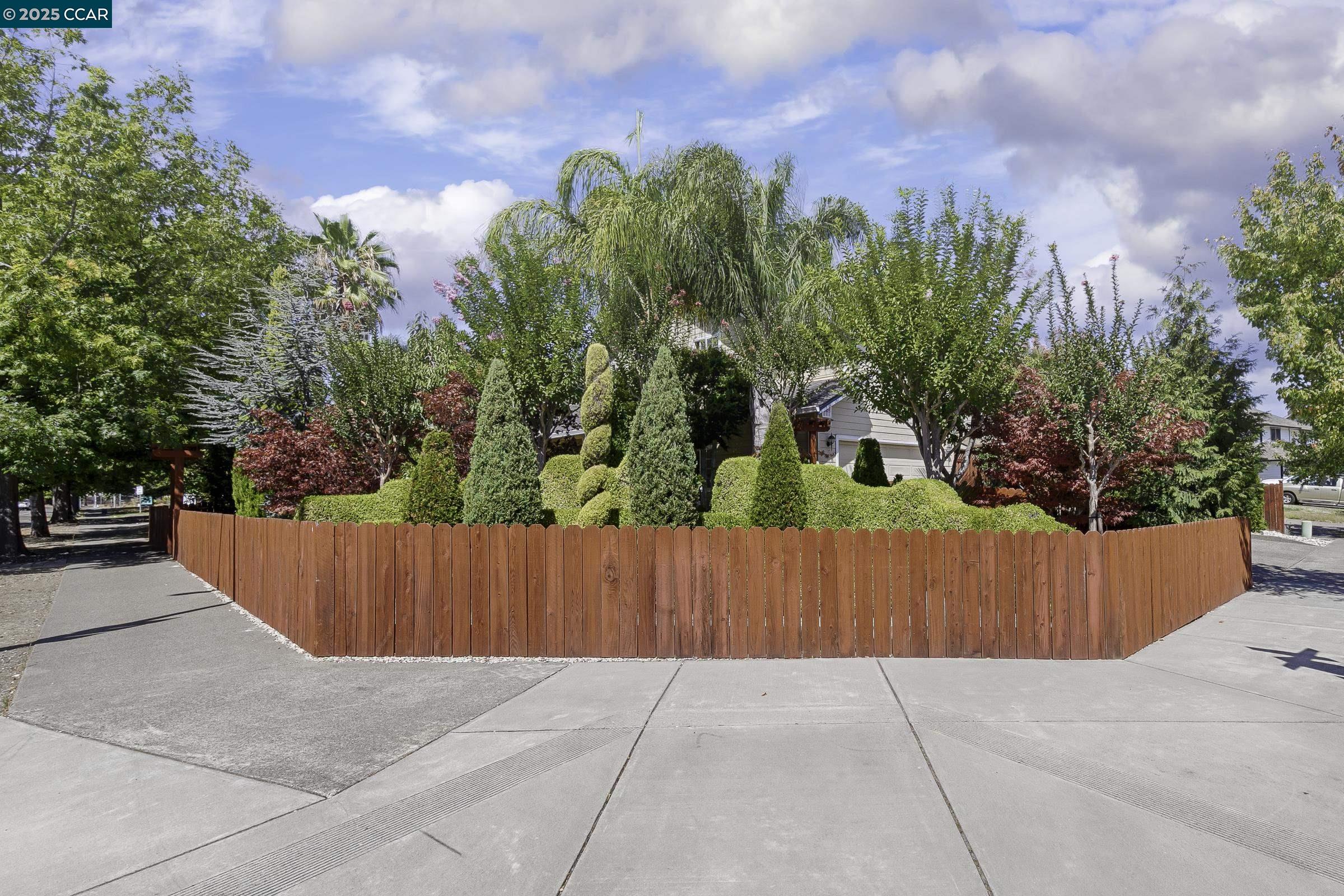 Detail Gallery Image 57 of 57 For 1795 Walnut Creek Dr, Santa Rosa,  CA 95403 - 4 Beds | 2/1 Baths