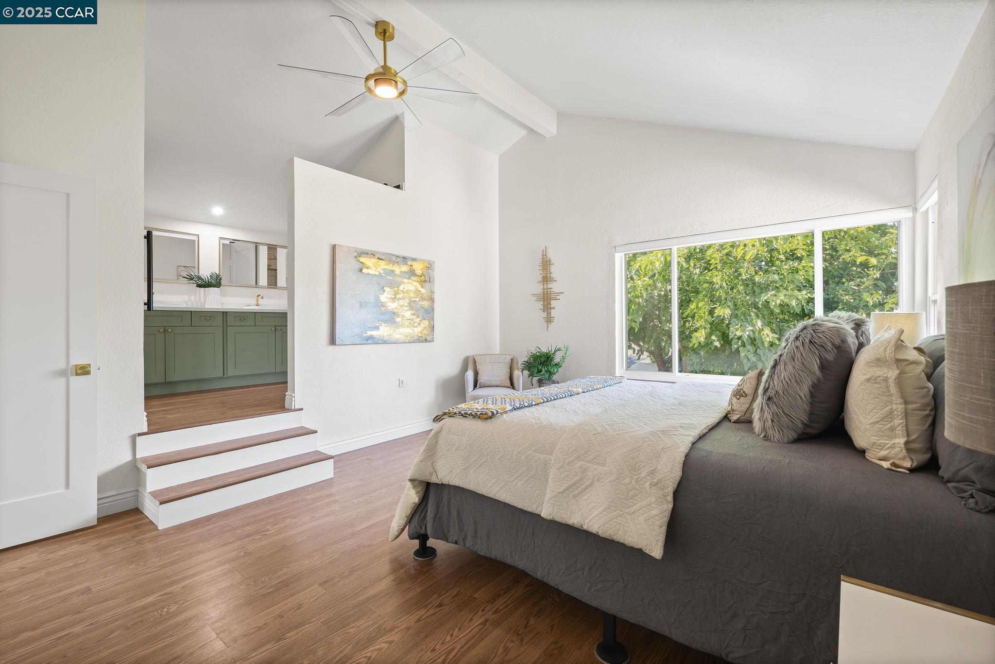 Detail Gallery Image 14 of 37 For 4516 Spring Valley Way, Concord,  CA 94521 - 4 Beds | 2/1 Baths