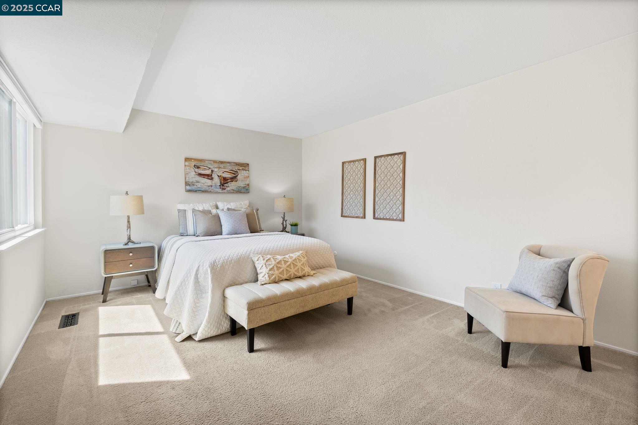 Photo #8: 41110856 Listing: Photo #8