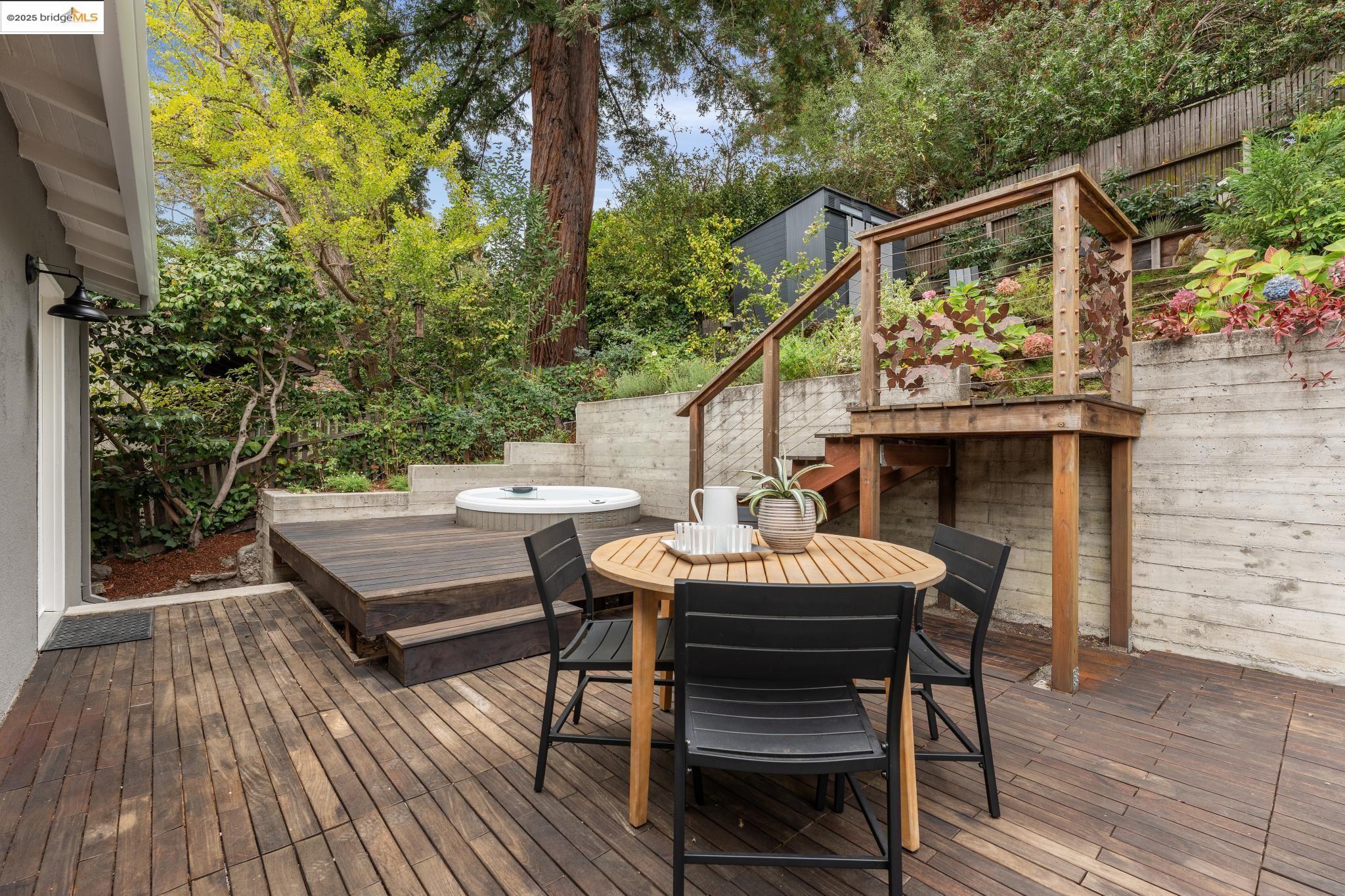 Detail Gallery Image 25 of 60 For 124 Arbor Drive, Piedmont,  CA 94611 - 4 Beds | 3 Baths
