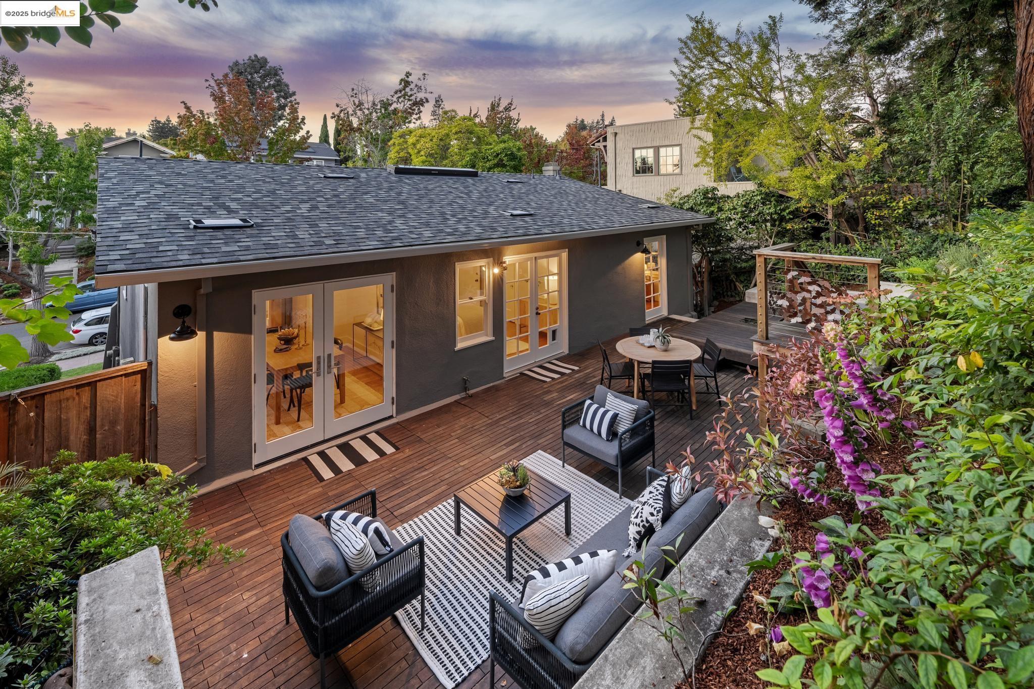 Detail Gallery Image 54 of 60 For 124 Arbor Drive, Piedmont,  CA 94611 - 4 Beds | 3 Baths