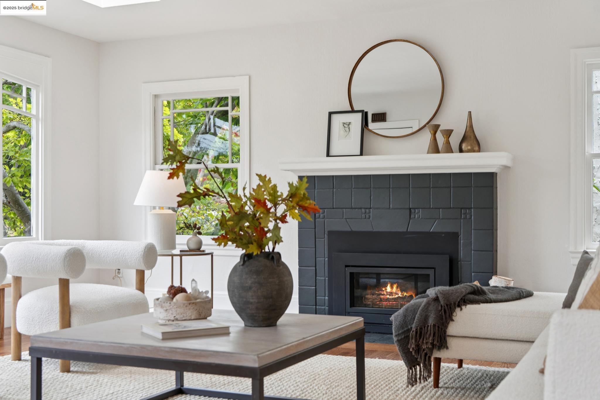 Detail Gallery Image 9 of 60 For 124 Arbor Drive, Piedmont,  CA 94611 - 4 Beds | 3 Baths