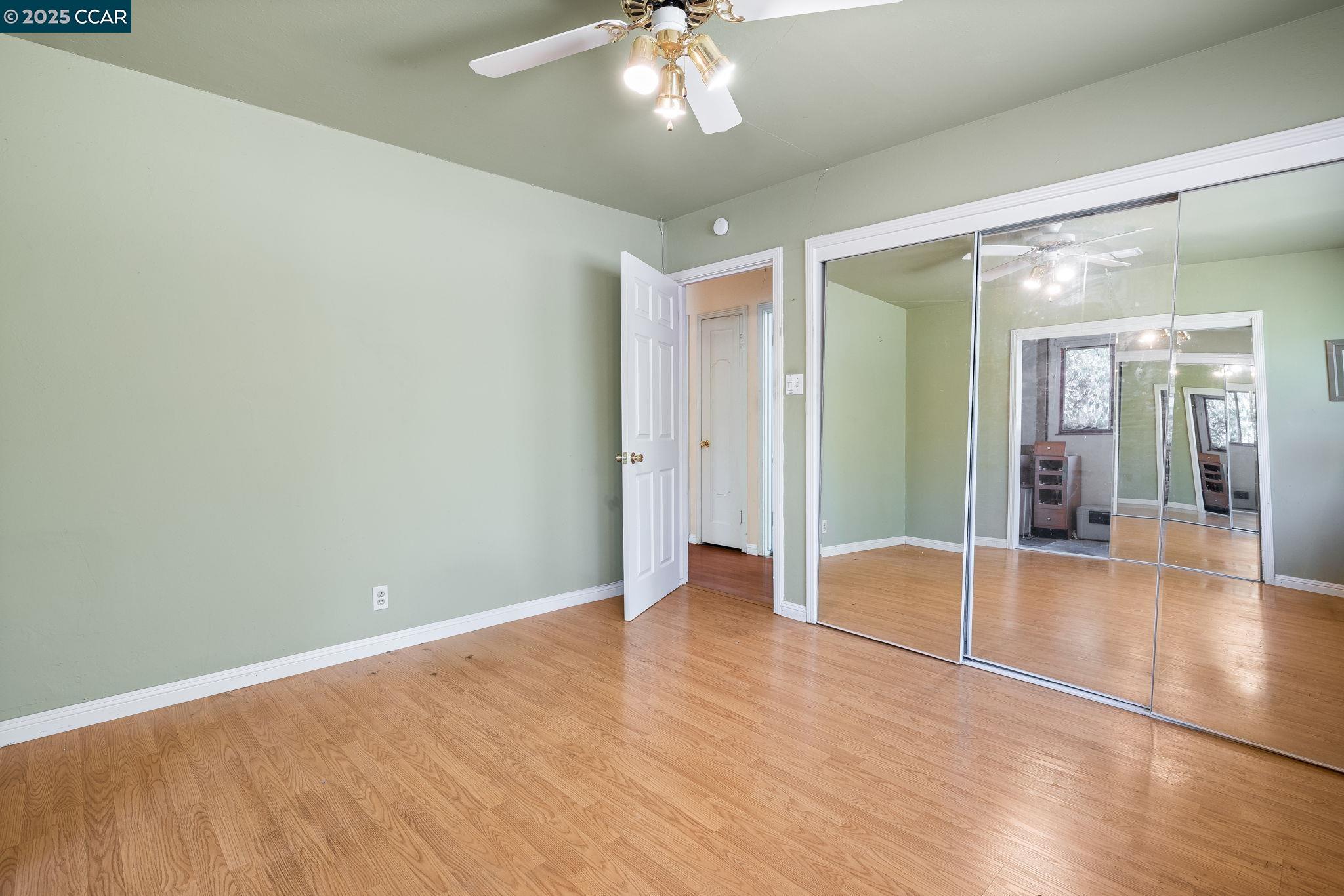 Detail Gallery Image 11 of 19 For 1954 Treadway Ln, Pleasant Hill,  CA 94523 - 3 Beds | 2 Baths