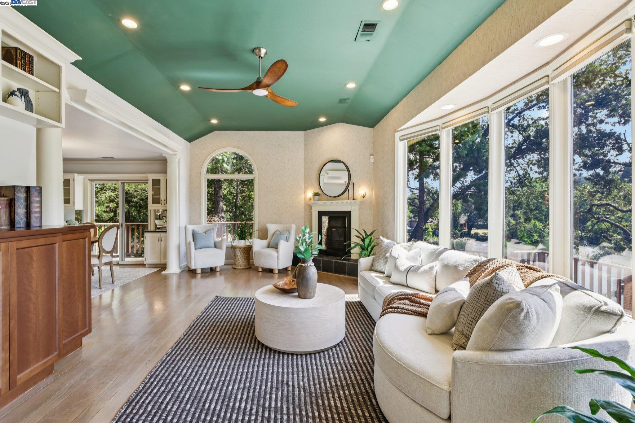 Detail Gallery Image 17 of 60 For 245 Lakewood Road, Walnut Creek,  CA 94598 - 3 Beds | 3 Baths