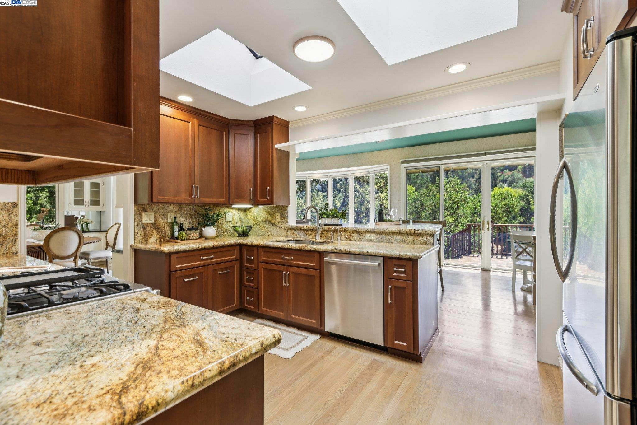 Detail Gallery Image 28 of 60 For 245 Lakewood Road, Walnut Creek,  CA 94598 - 3 Beds | 3 Baths