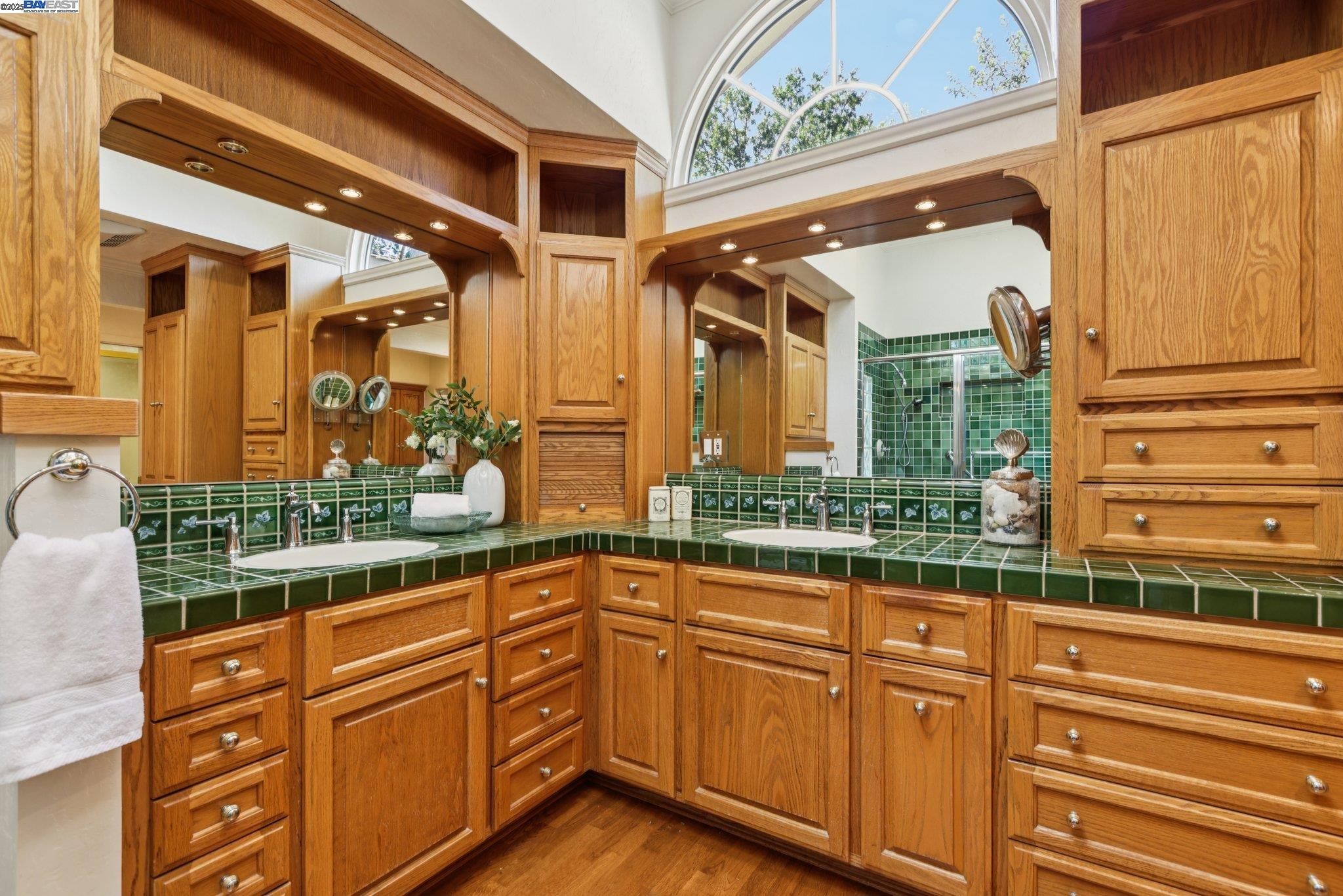 Detail Gallery Image 33 of 60 For 245 Lakewood Road, Walnut Creek,  CA 94598 - 3 Beds | 3 Baths