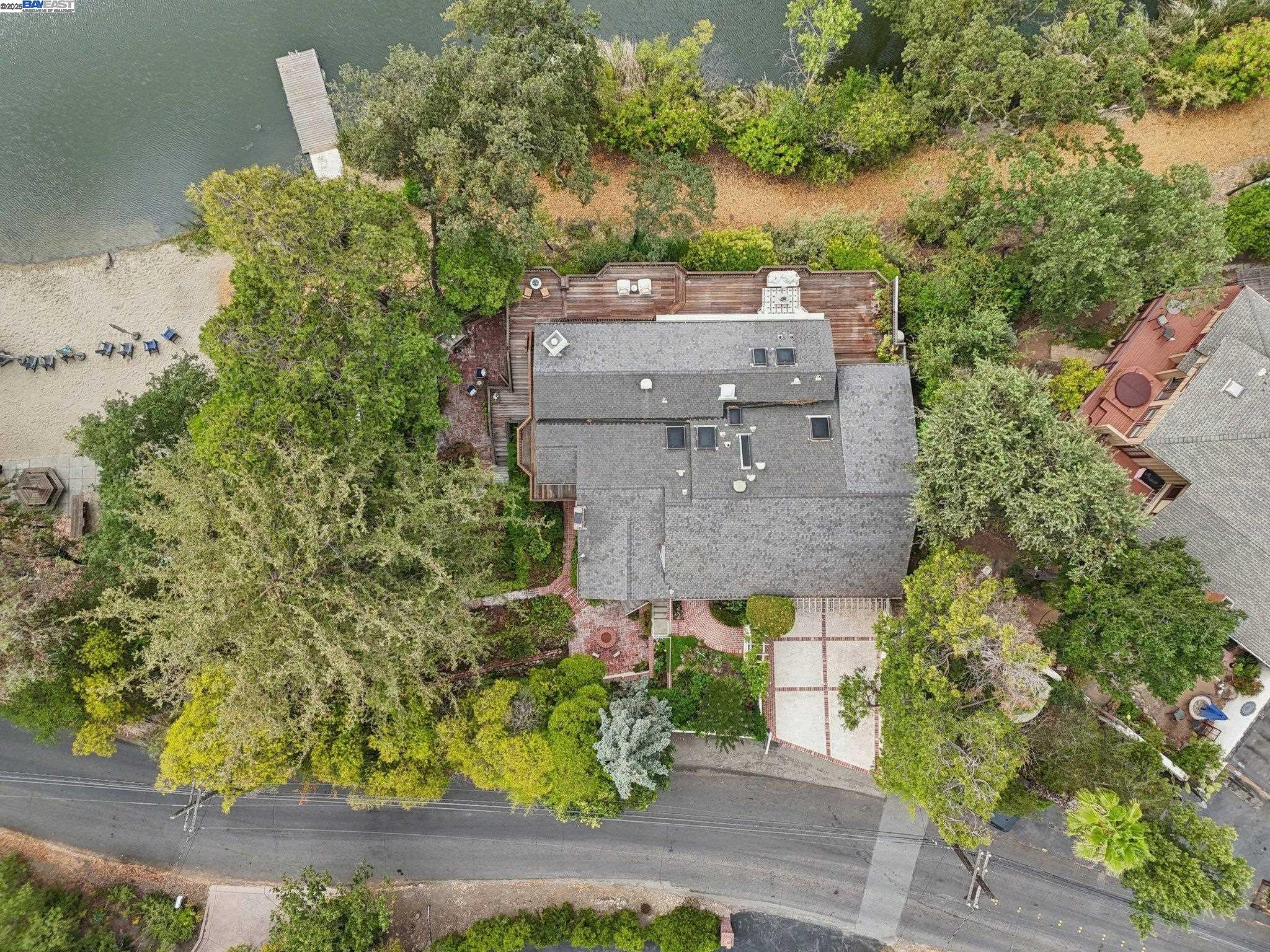 Detail Gallery Image 57 of 60 For 245 Lakewood Road, Walnut Creek,  CA 94598 - 3 Beds | 3 Baths