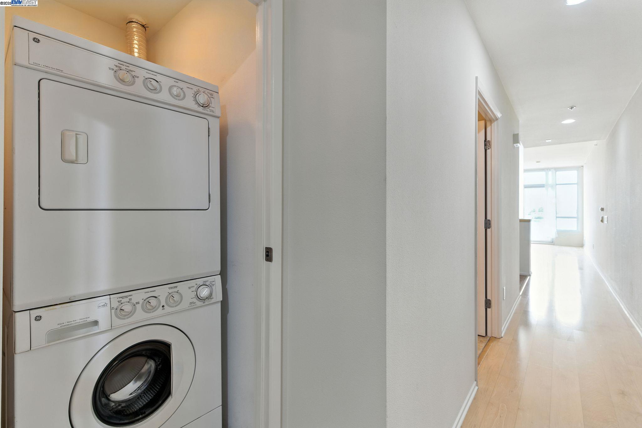 Detail Gallery Image 19 of 47 For 1 Lakeside Dr #1006,  Oakland,  CA 94612 - 1 Beds | 1 Baths