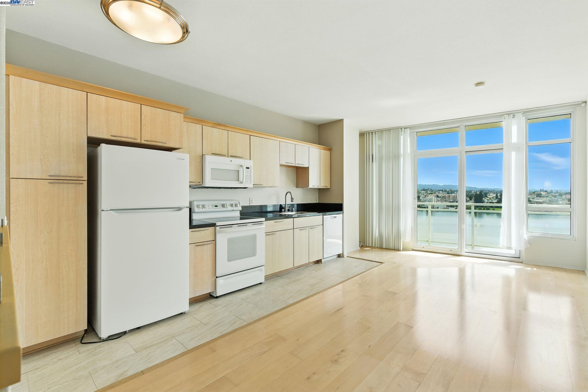 Photo #5: 41110862 Listing 