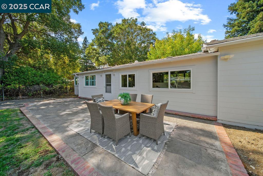 Detail Gallery Image 31 of 45 For 20 Stanley Ct., Lafayette,  CA 94595 - 3 Beds | 2 Baths