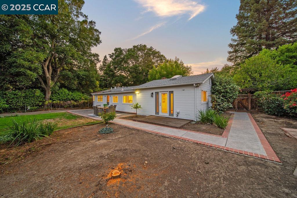 Detail Gallery Image 35 of 45 For 20 Stanley Ct., Lafayette,  CA 94595 - 3 Beds | 2 Baths
