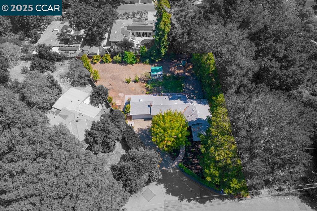 Detail Gallery Image 38 of 45 For 20 Stanley Ct., Lafayette,  CA 94595 - 3 Beds | 2 Baths
