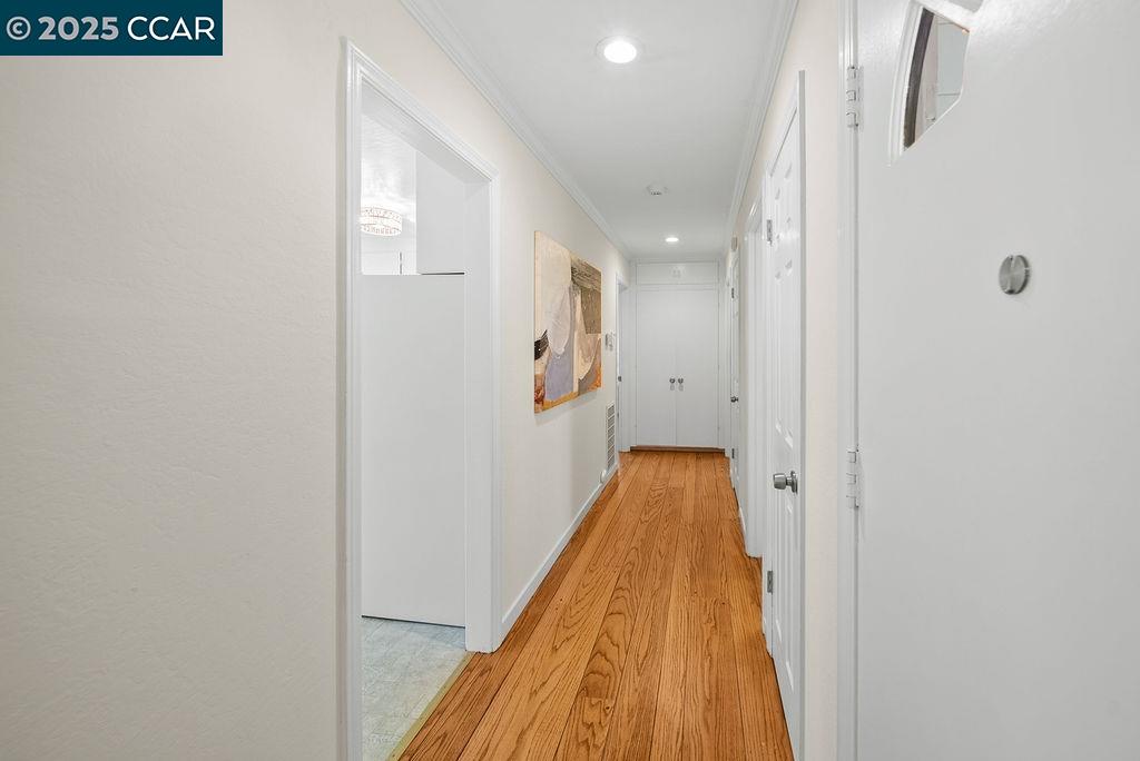 Detail Gallery Image 6 of 45 For 20 Stanley Ct., Lafayette,  CA 94595 - 3 Beds | 2 Baths